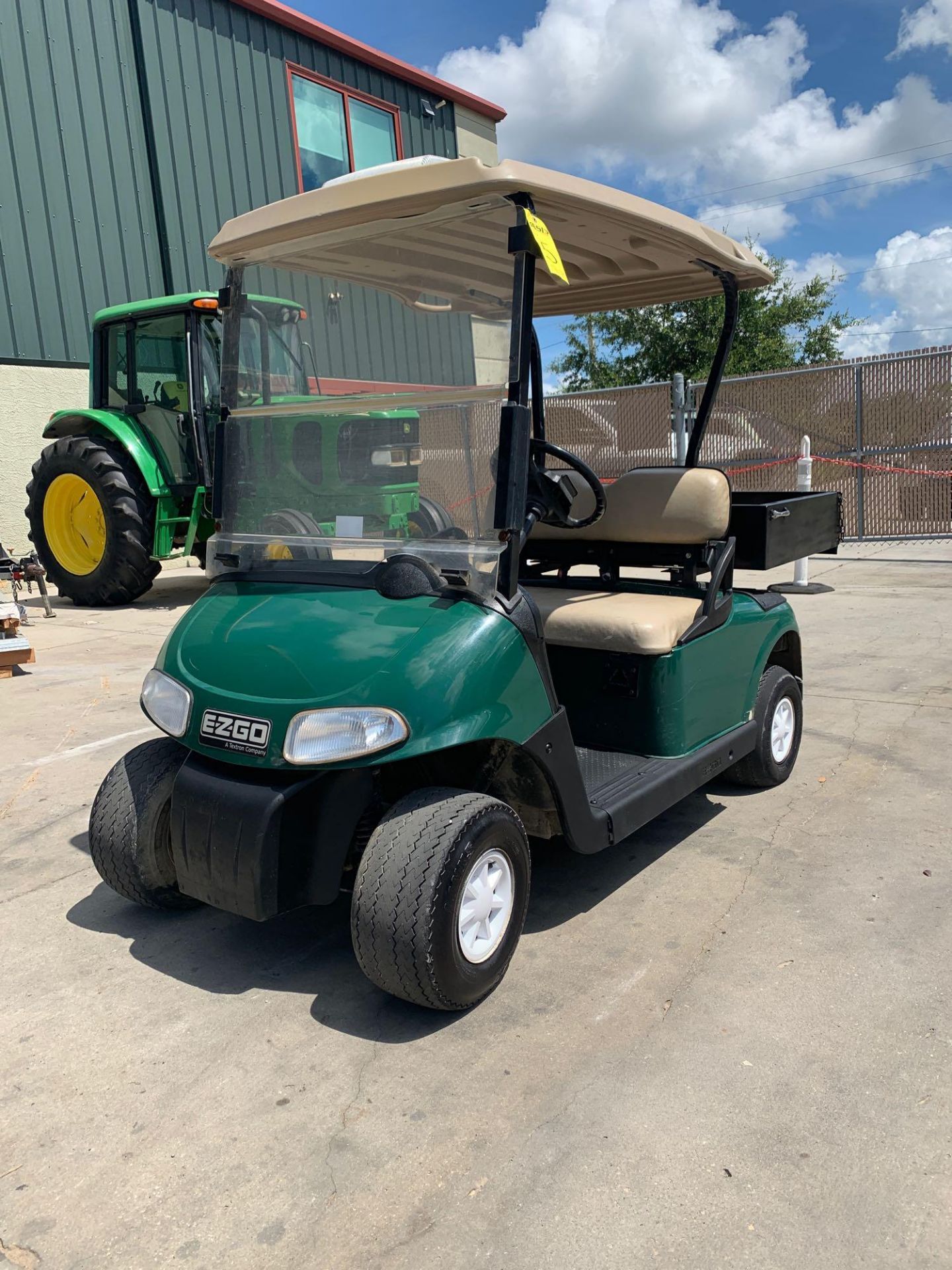 2015 EZ GO ELECTRIC GOLF CART, 48V - Image 2 of 5