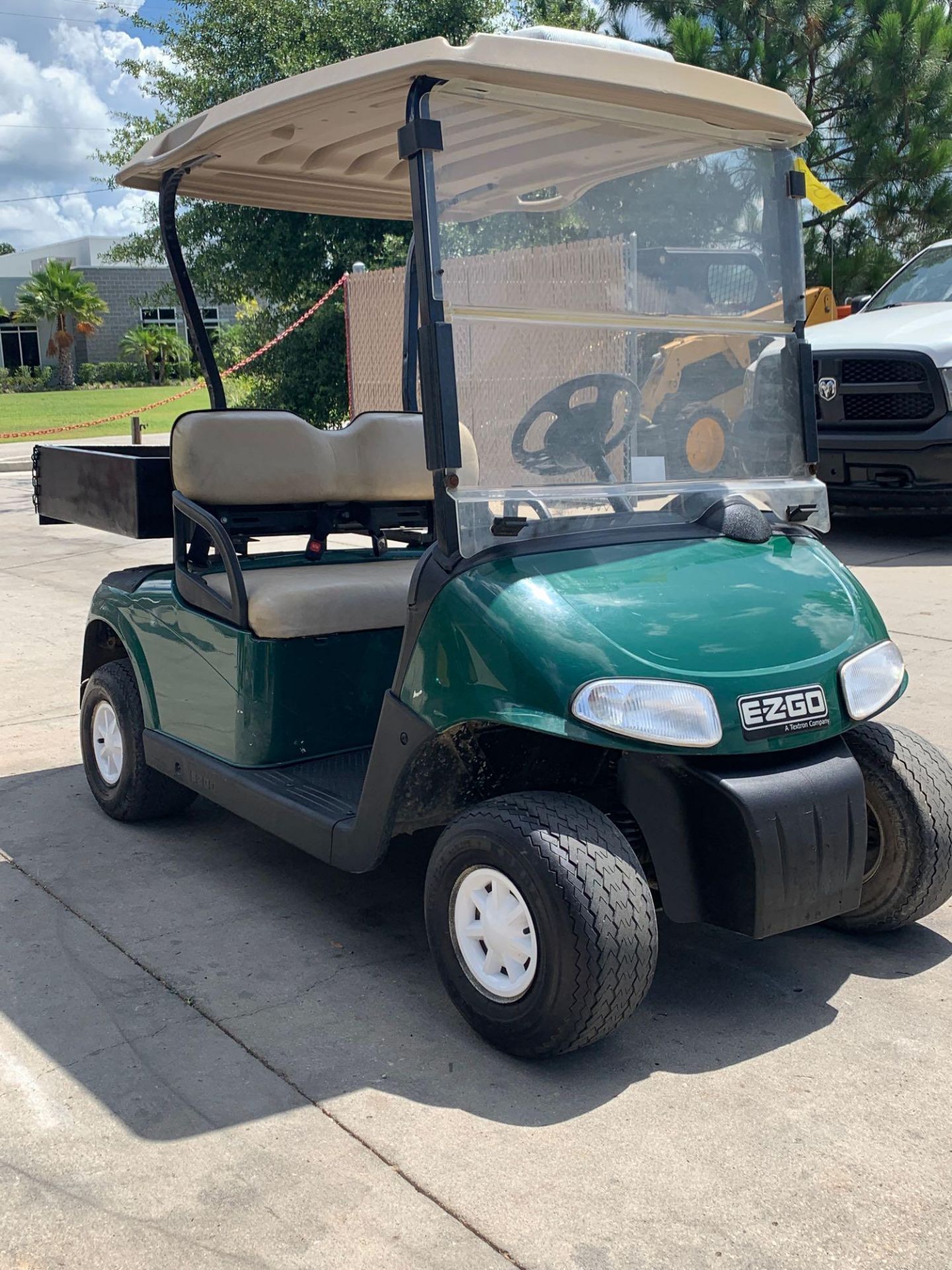 2015 EZ GO ELECTRIC GOLF CART, 48V