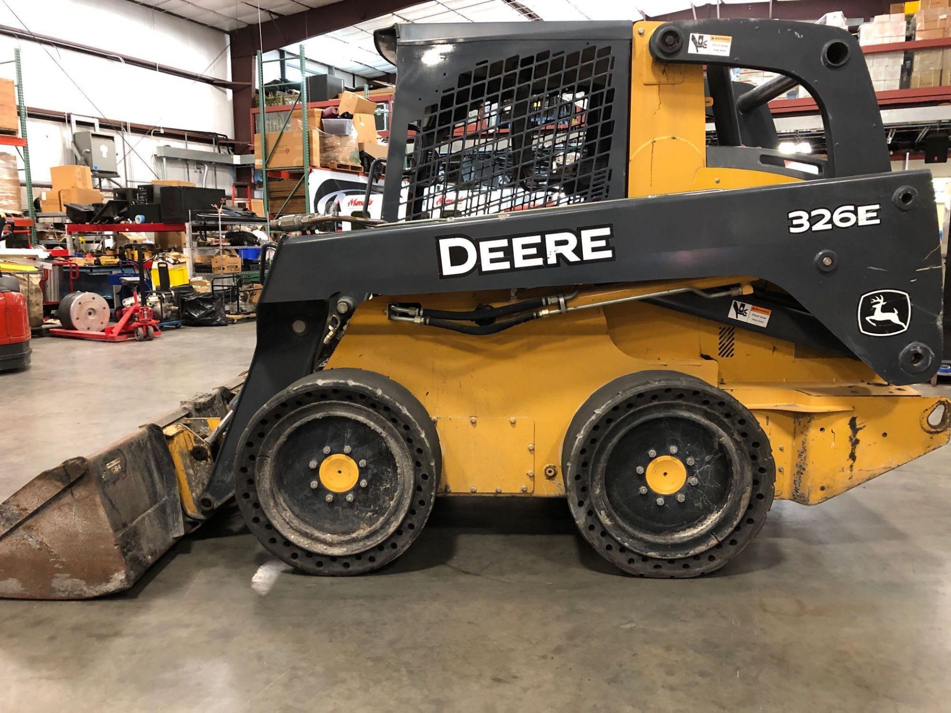 2016 JOHN DEERE 326E SKID STEER, 2 SPEED, DIESEL, 84" BUCKET, RUNS AND OPERATES - Image 5 of 9