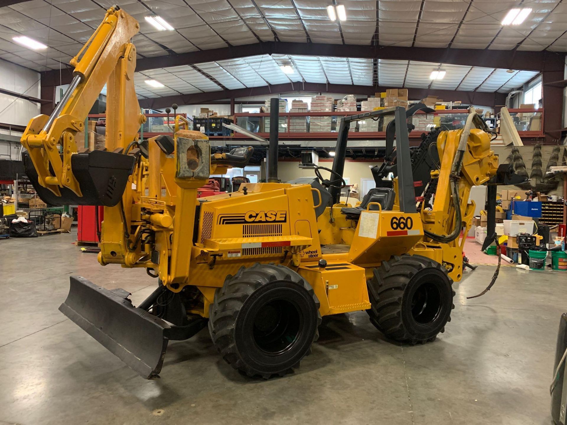 CASE 660 VIBRATING CABLE PLOW/TRENCHER WITH BACKHOE, PUSH BLADE, DIESEL POWERED, 4 WHEEL STEERING