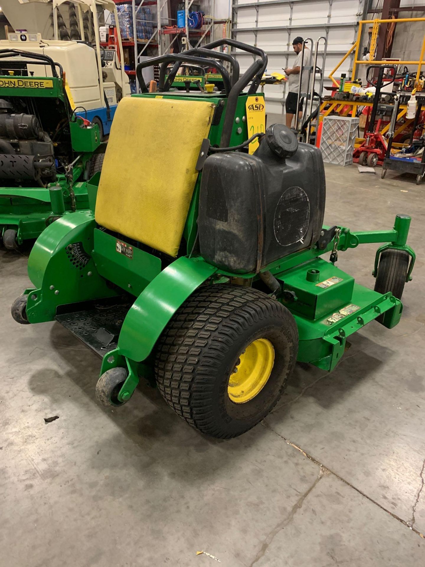 2013 JOHN DEERE 652R QUIK TRAK MOWER, MULCH ON DEMAND - Image 4 of 5