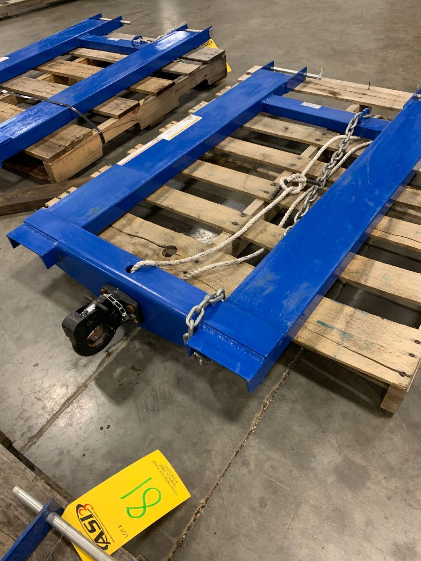 UNUSED VESTIL FORKLIFT ATTACHMENT, HOOK-BASE-44, 4000 LBS CAP. W/ PINTLE HITCH - Image 2 of 3