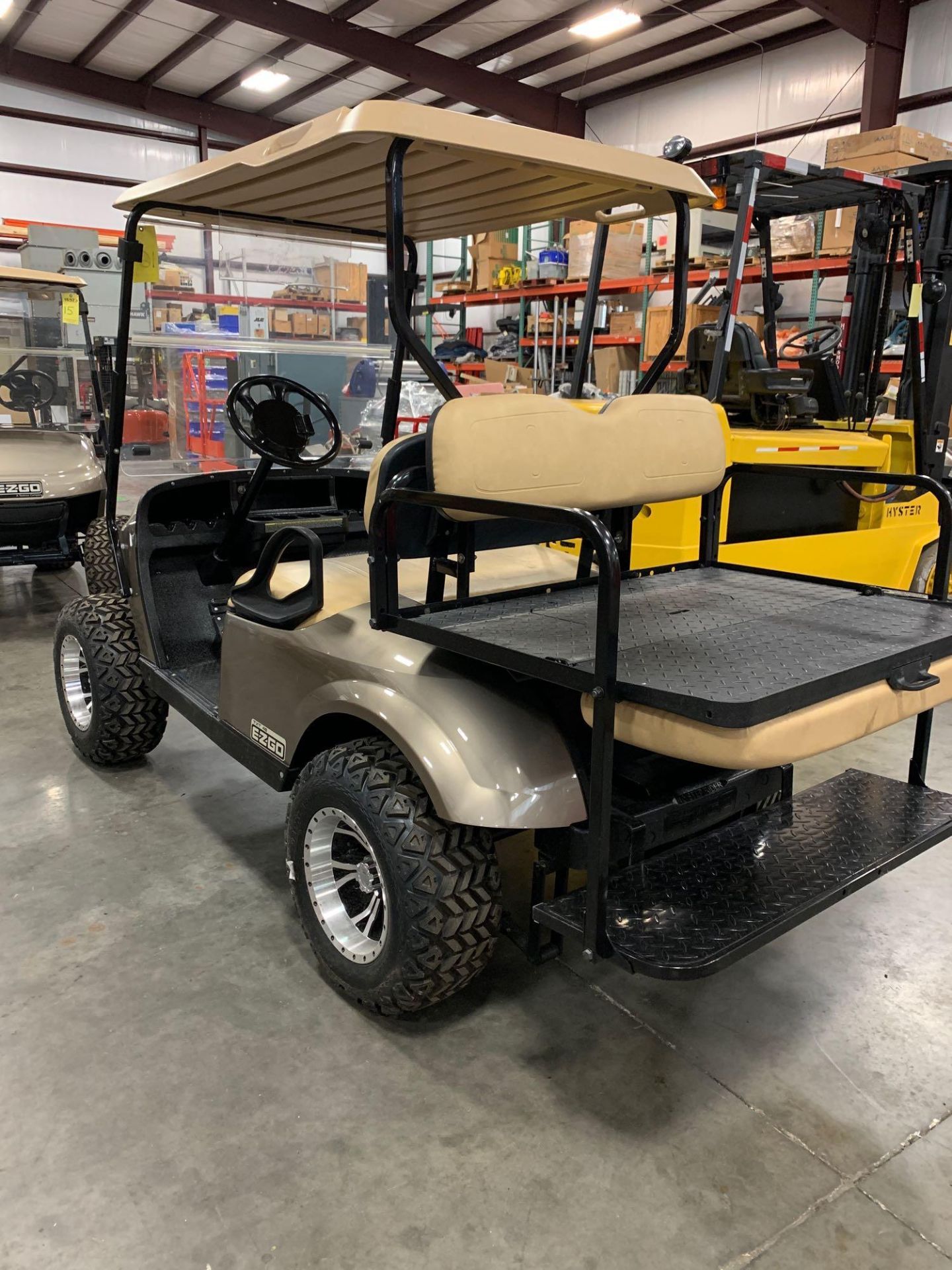 2015 EZ-GO TXT 48V HIGH SPEED LIFTED 4 SEAT GOLF CART - Image 4 of 6