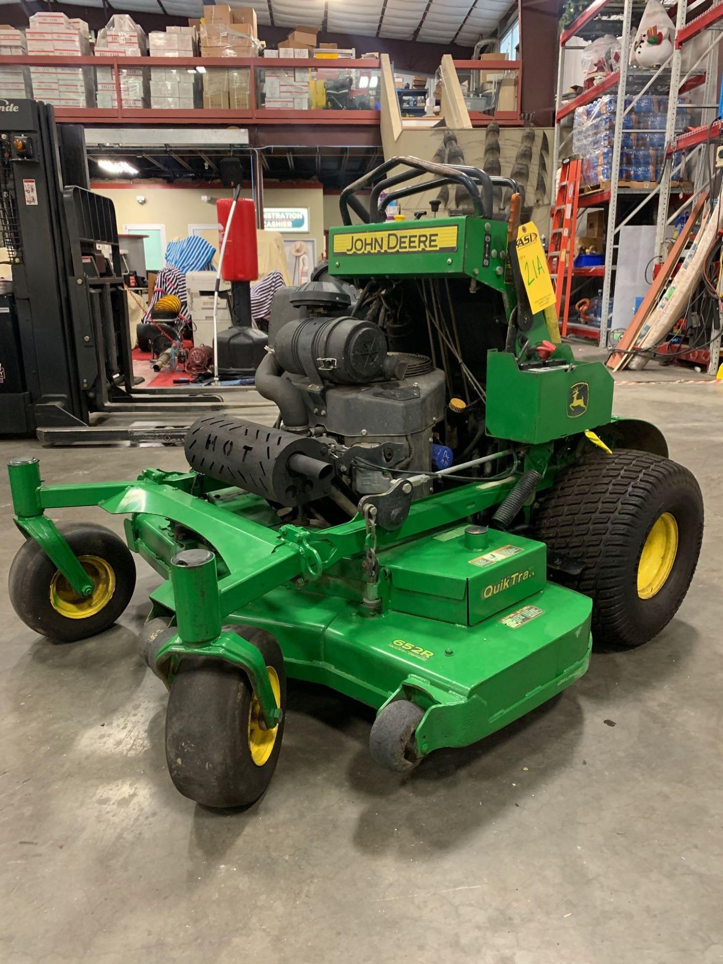 2014 JOHN DEERE 652R QUIK TRAK MOWER, MULCH ON DEMAND