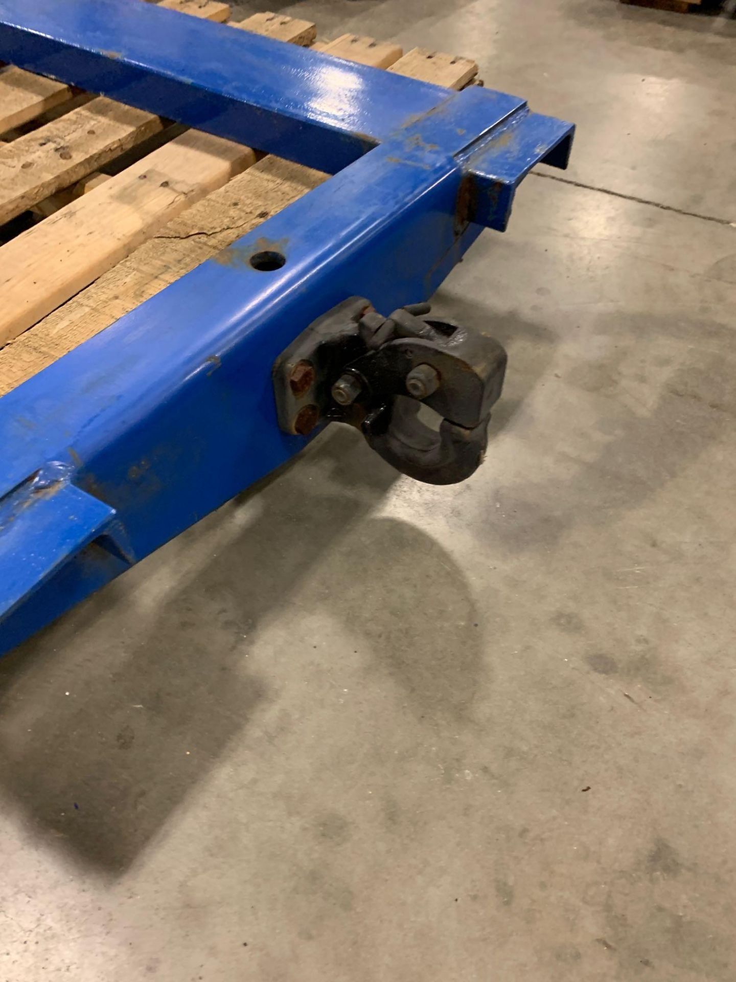 UNUSED VESTIL FORKLIFT ATTACHMENT, HOOK-BASE-44, 4000 LBS CAP. W/ PINTLE HITCH - Image 3 of 3