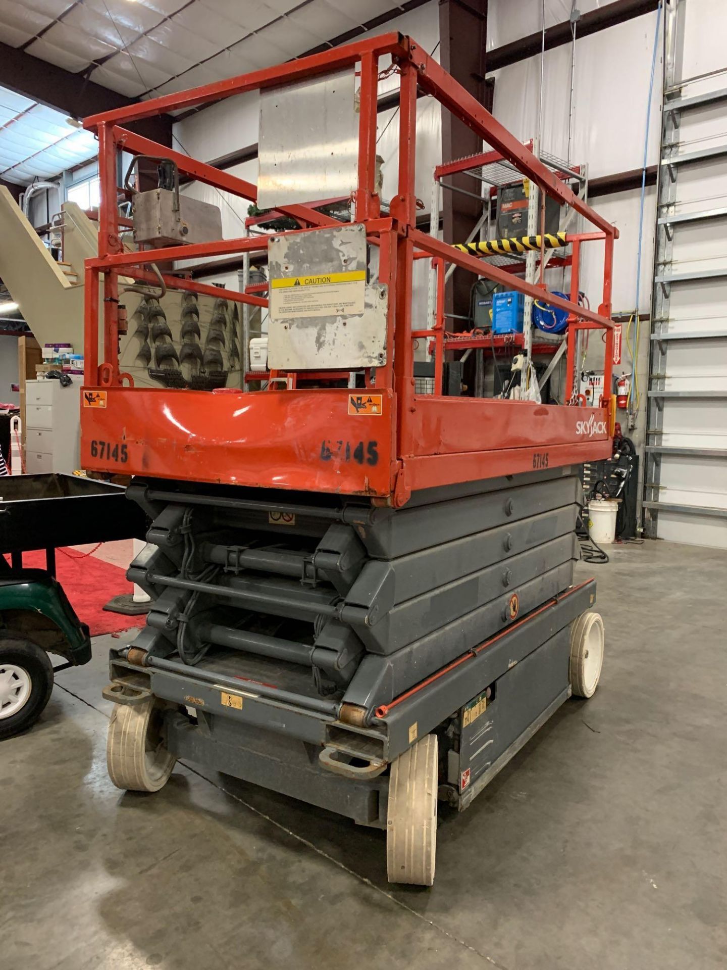 SJ 4632 SCISSOR LIFT, BATTERY POWERED - Image 4 of 7