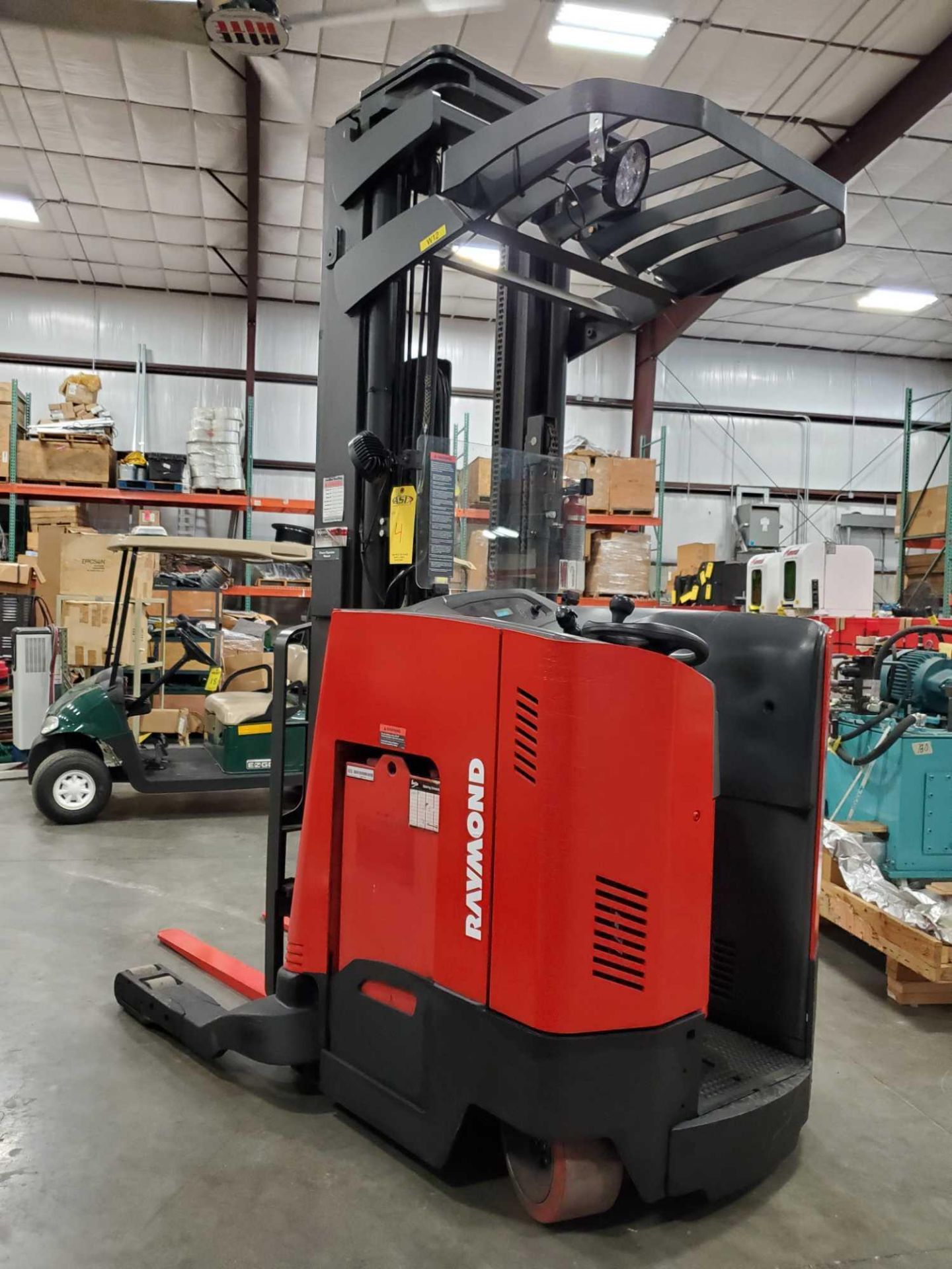 2011 RAYMOND 740-R35TT 36V ELECTRIC NARROW ISLE REACH TRUCK FORKLIFT 3500LB W SIDE SHIFT