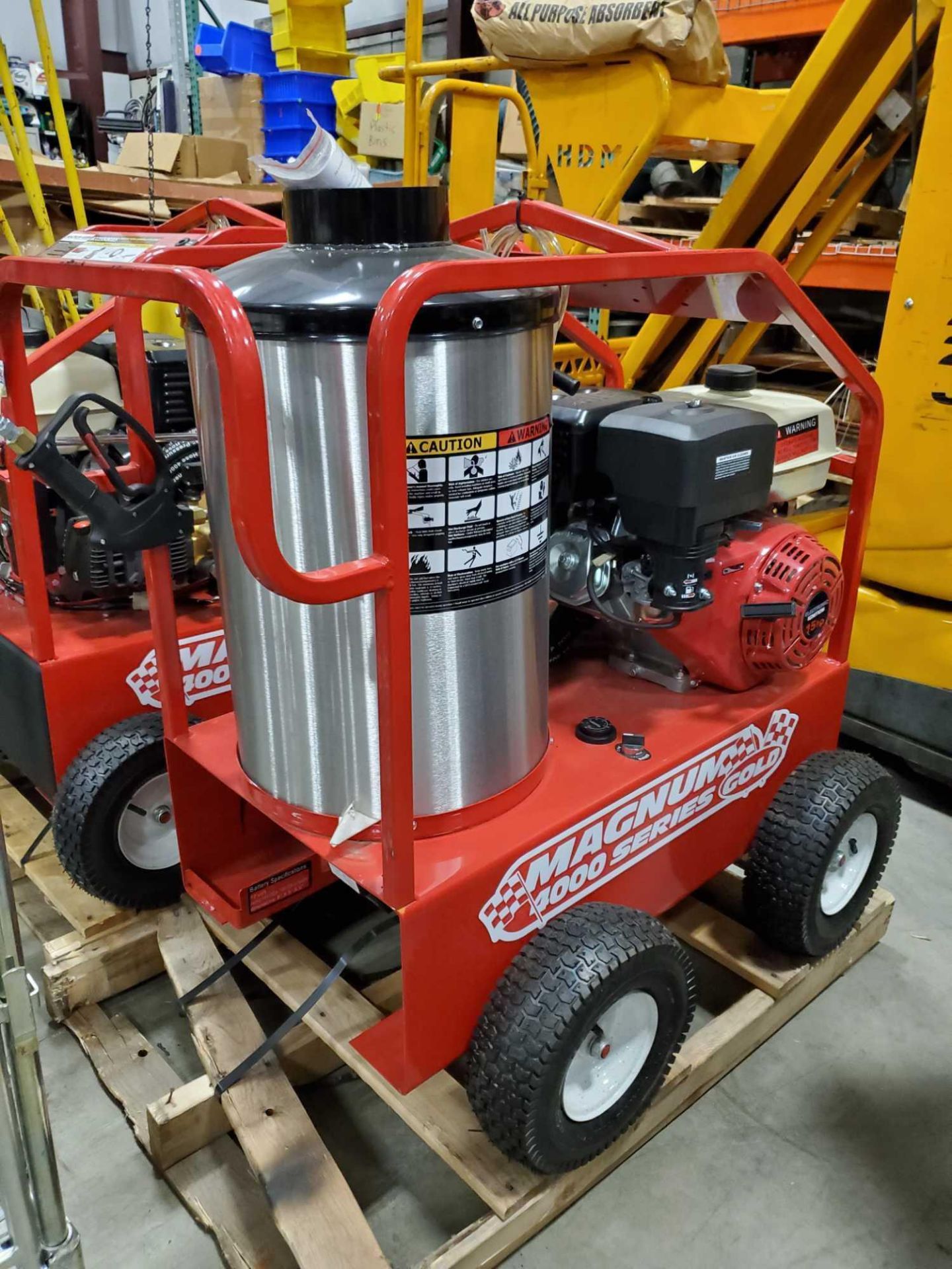 UNUSED 2019 MAGNUM 4000 GOLD HOT PRESSURE WASHER - Bild 3 aus 3