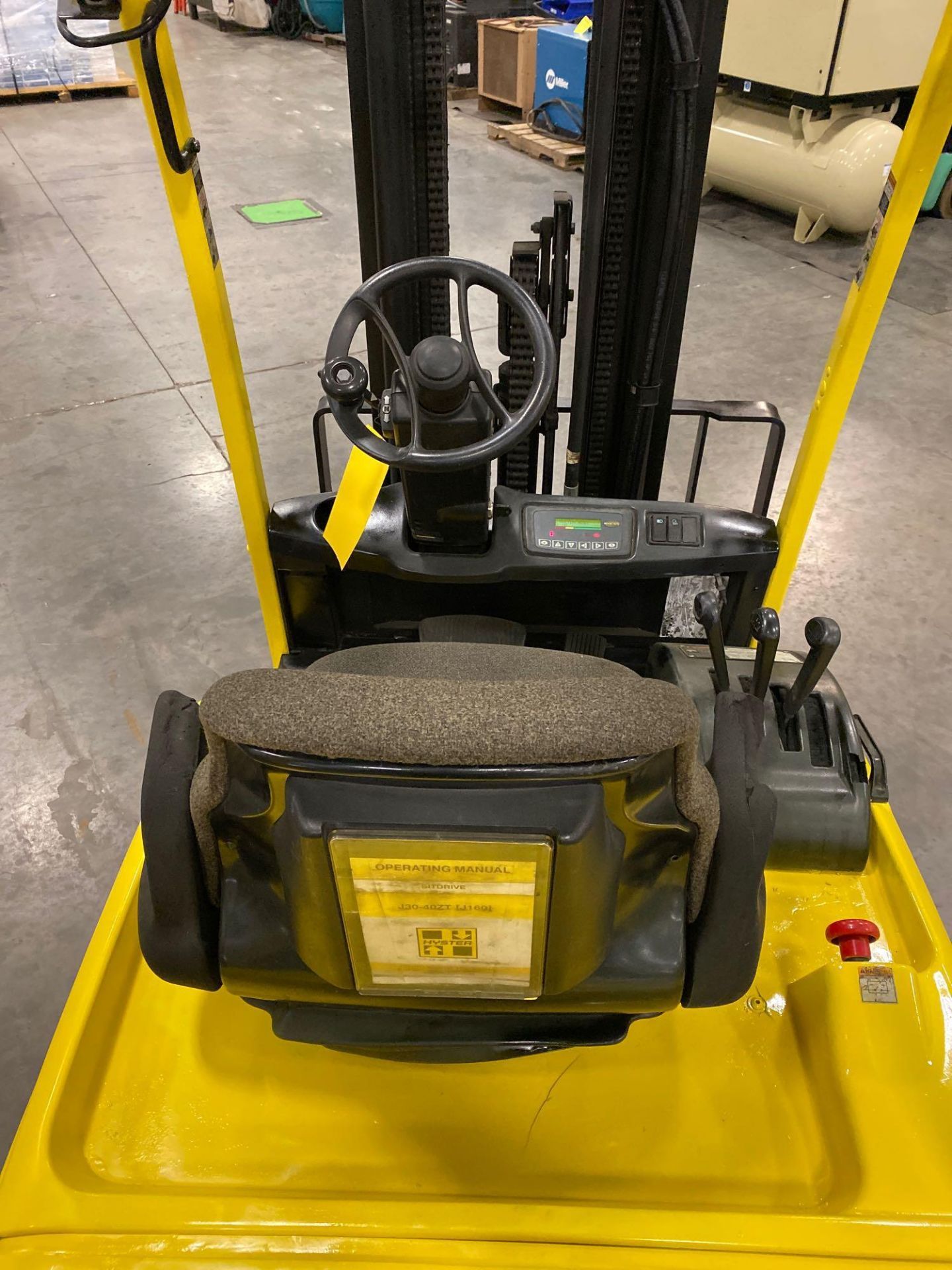 HYSTER J40ZT ELECTRIC FORKLIFT, TILT, SIDESHIFT, CUSHION TIRES, RUNS AND OPERATES - Image 5 of 7