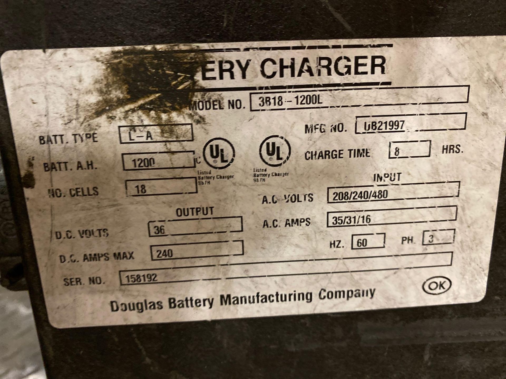 36V BATTERY CHARGER - Image 2 of 3