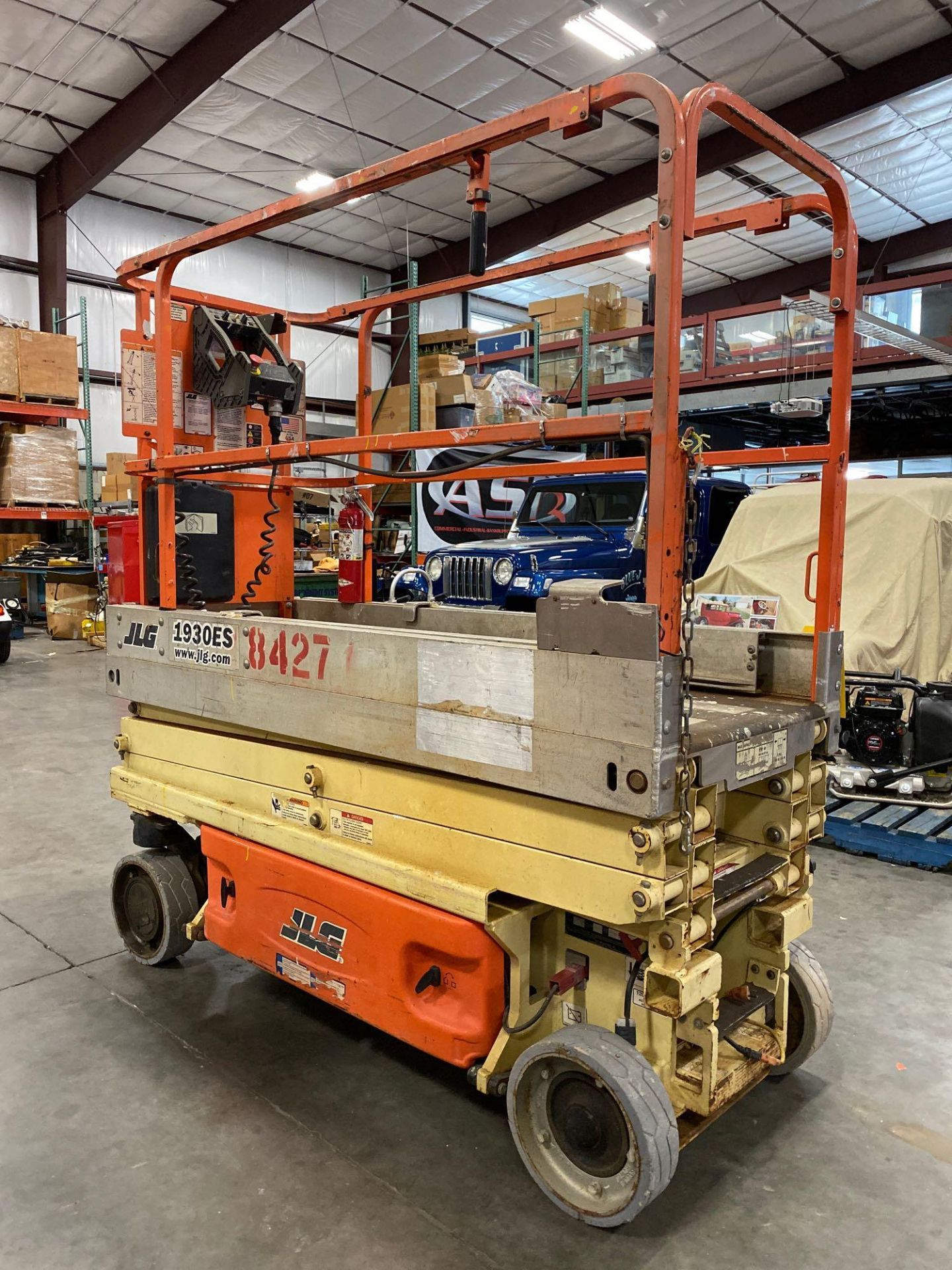 2014 JLG 1930 ES ELECTRIC SCISSOR LIFT, SELF PROPELLED, 19' PLATFORM HEIGHT, 500 LB CAPACITY, SLIDE - Bild 3 aus 6