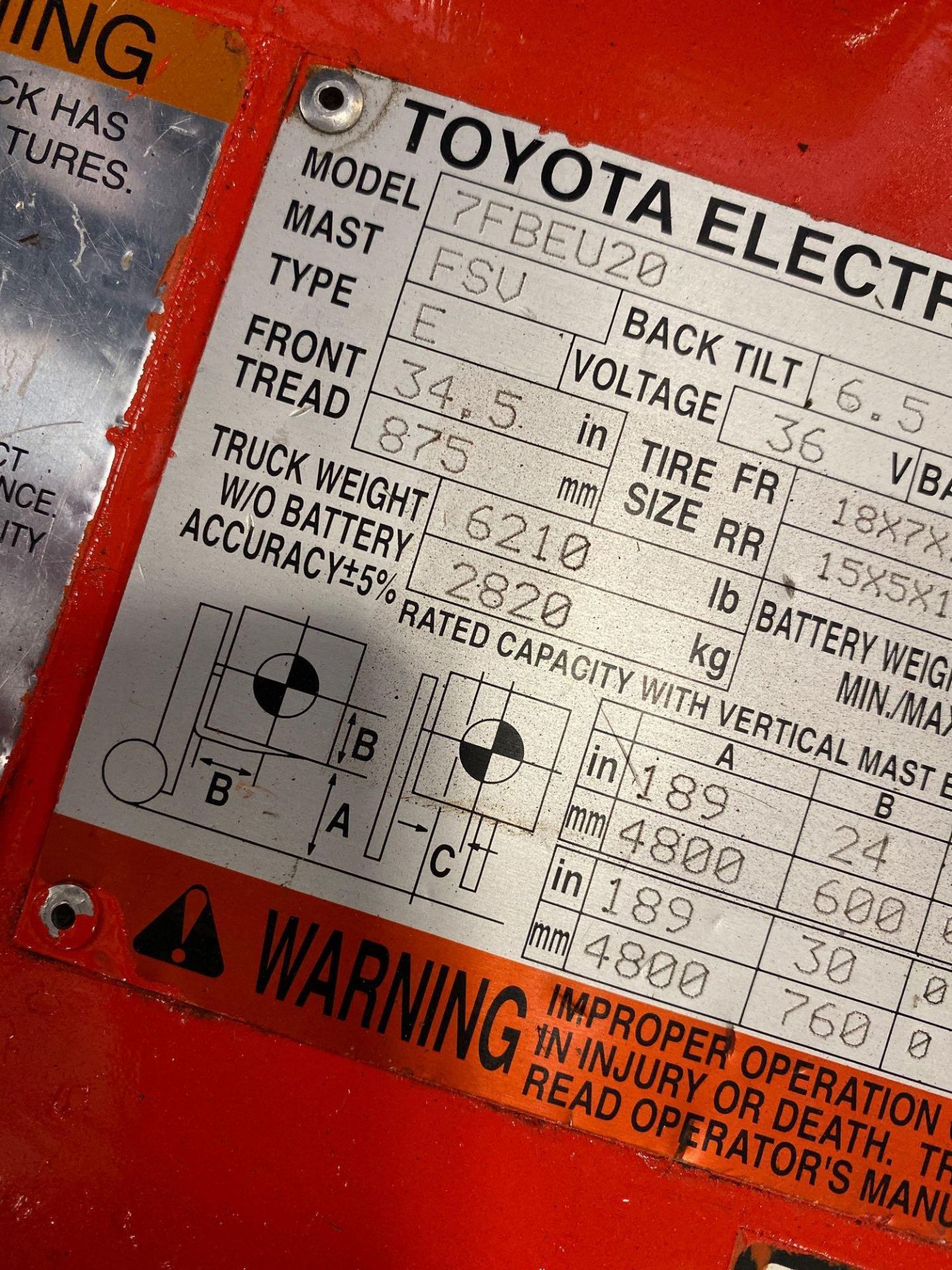 TOYOTA 7FBEU20 36V FORKLIFT, 189” LIFT, TILT, SIDESHIFT, RUNS AND OPERATES - Image 5 of 7