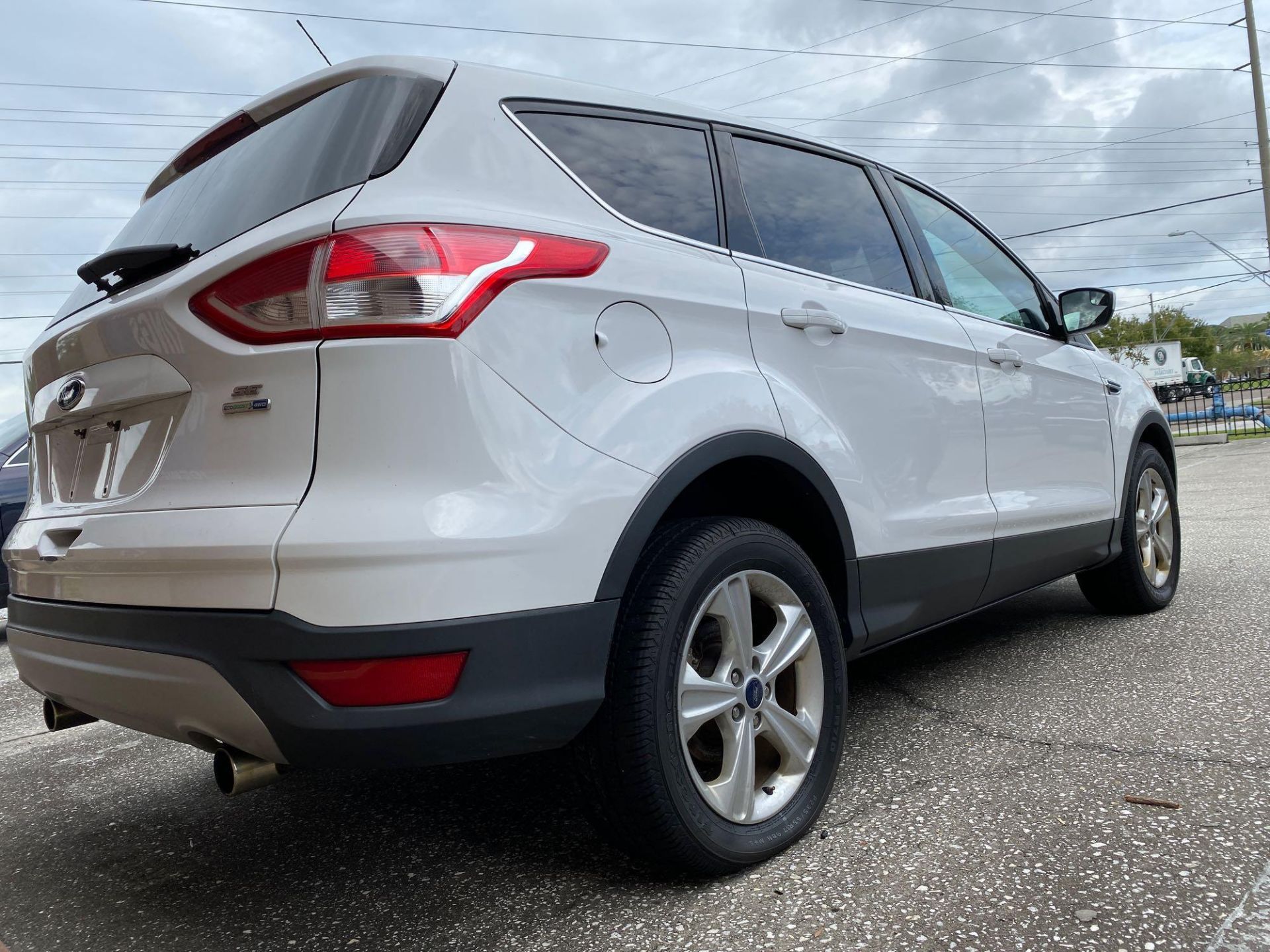 2015 FORD ESCAPE SUV, 4WD, ECO BOOST, RUNS AND DRIVES - Image 3 of 8