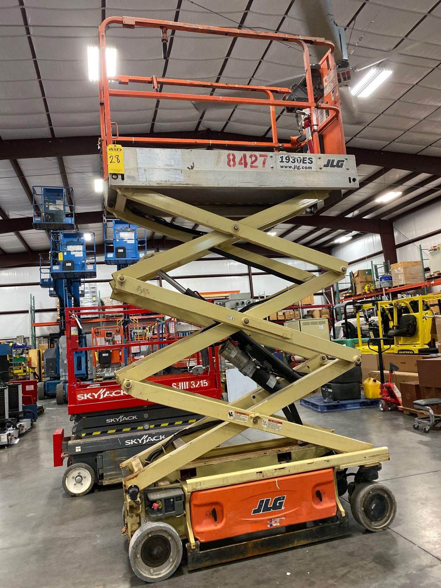 2014 JLG 1930 ES ELECTRIC SCISSOR LIFT, SELF PROPELLED, 19' PLATFORM HEIGHT, 500 LB CAPACITY, SLIDE - Bild 6 aus 6