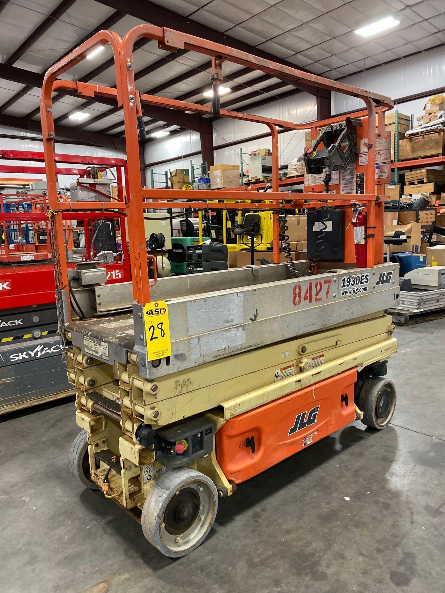 2014 JLG 1930 ES ELECTRIC SCISSOR LIFT, SELF PROPELLED, 19' PLATFORM HEIGHT, 500 LB CAPACITY, SLIDE - Bild 4 aus 6