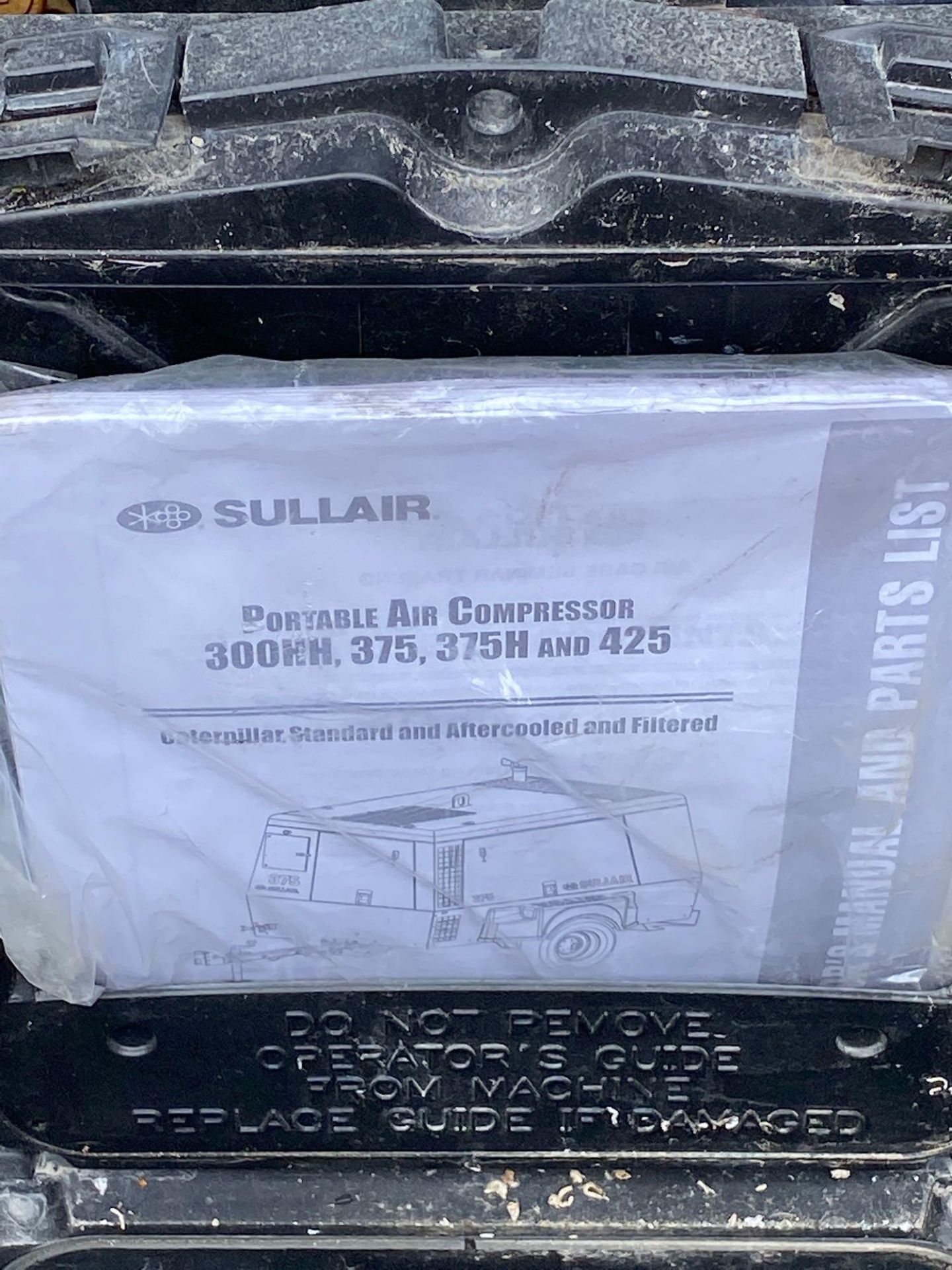 2011 SULLAIR 375 DIESEL AIR COMPRESSOR, TRAILER MOUNTED, CAT DIESEL POWERED, - Image 10 of 10