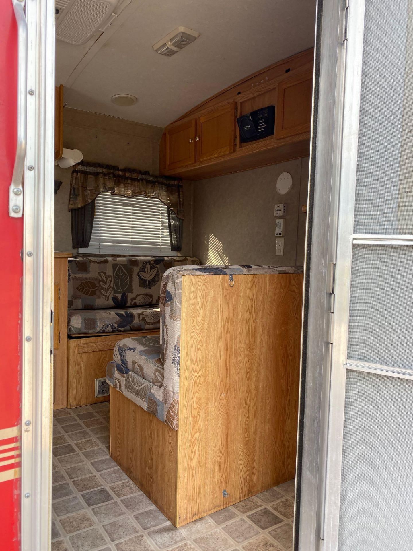 CAMP MASTER DUAL AXLE TRAILER, FOLD OUT REAR RAMP, SIDE DOOR ENTRANCE, BATHROOM WITH SHOWER, MICROWA - Image 9 of 16