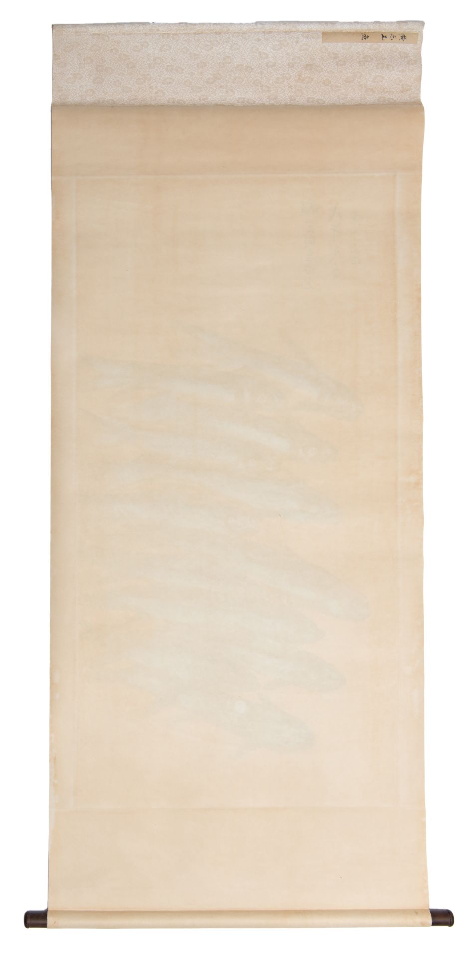 A scroll depicting a shoal of fish, signed, 69,5 x 138 (without frame) - 80,5 - 191 cm (with frame) - Bild 3 aus 3