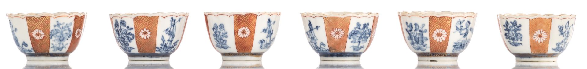 A lot of two Chinese Imari cup and saucer services, Yongzheng - Qianlong (ca 1730-1740), H 4-7 - ø 1 - Image 9 of 13
