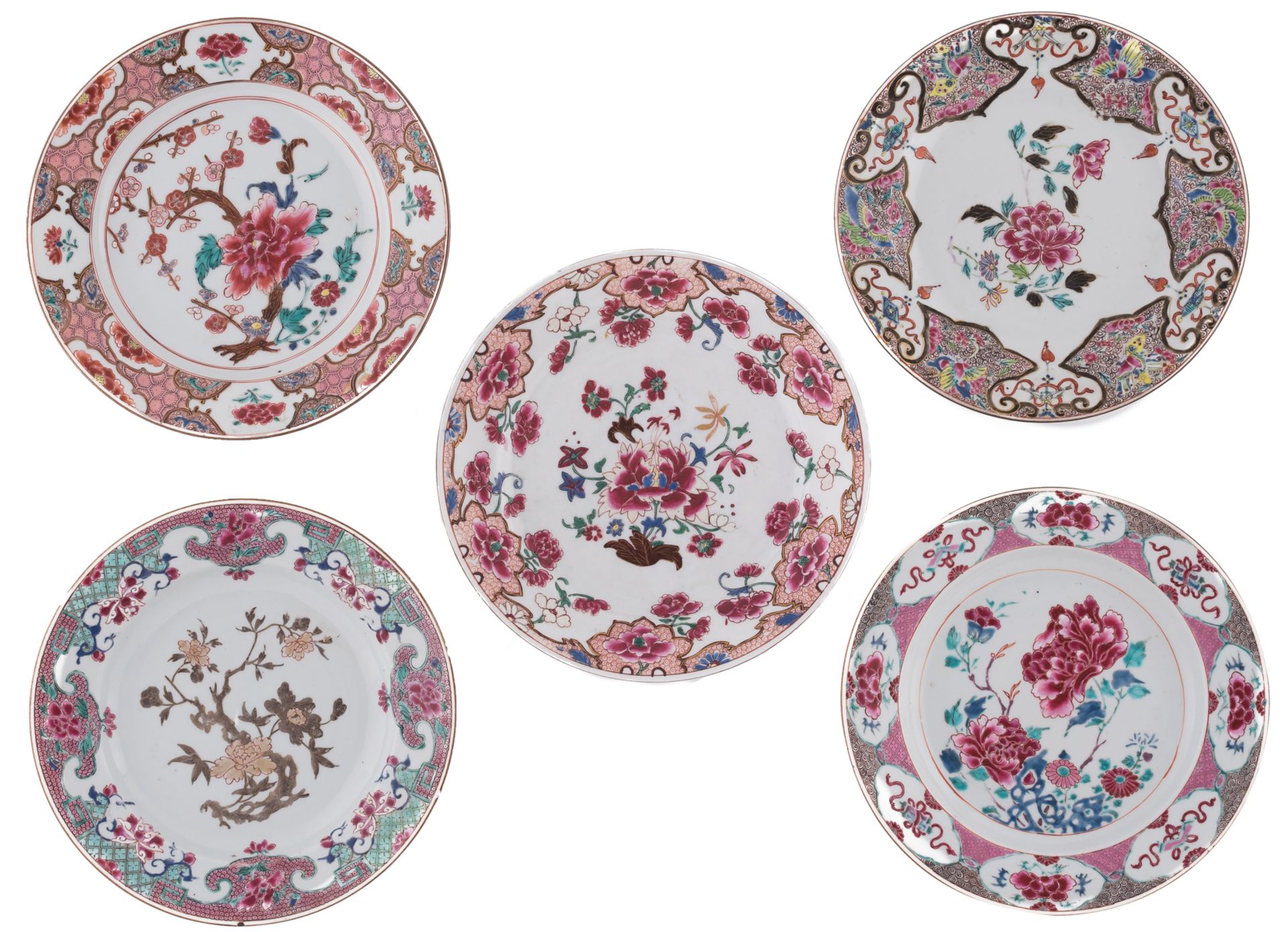 Five Chinese famille rose floral decorated dishes, 18thC, ø 22 - 23 cm