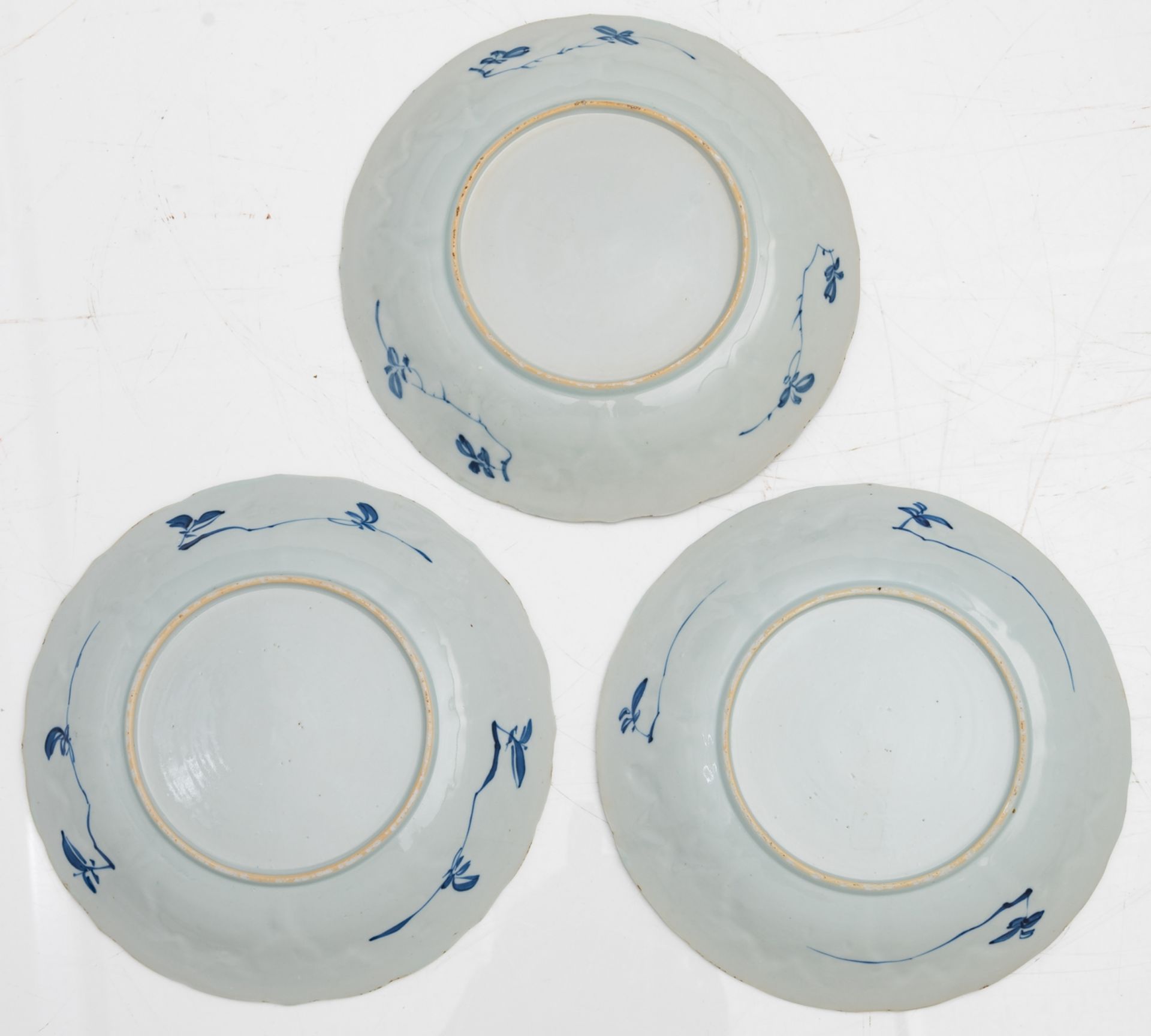 A lot of six Chinese porcelain blue and white saucers, decorated in the centre with rocks and peony - Image 3 of 5