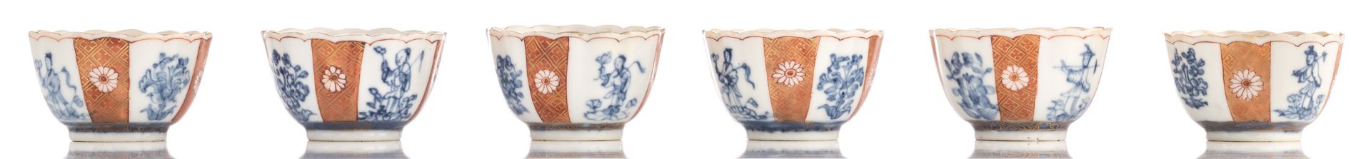 A lot of two Chinese Imari cup and saucer services, Yongzheng - Qianlong (ca 1730-1740), H 4-7 - ø 1 - Image 7 of 13