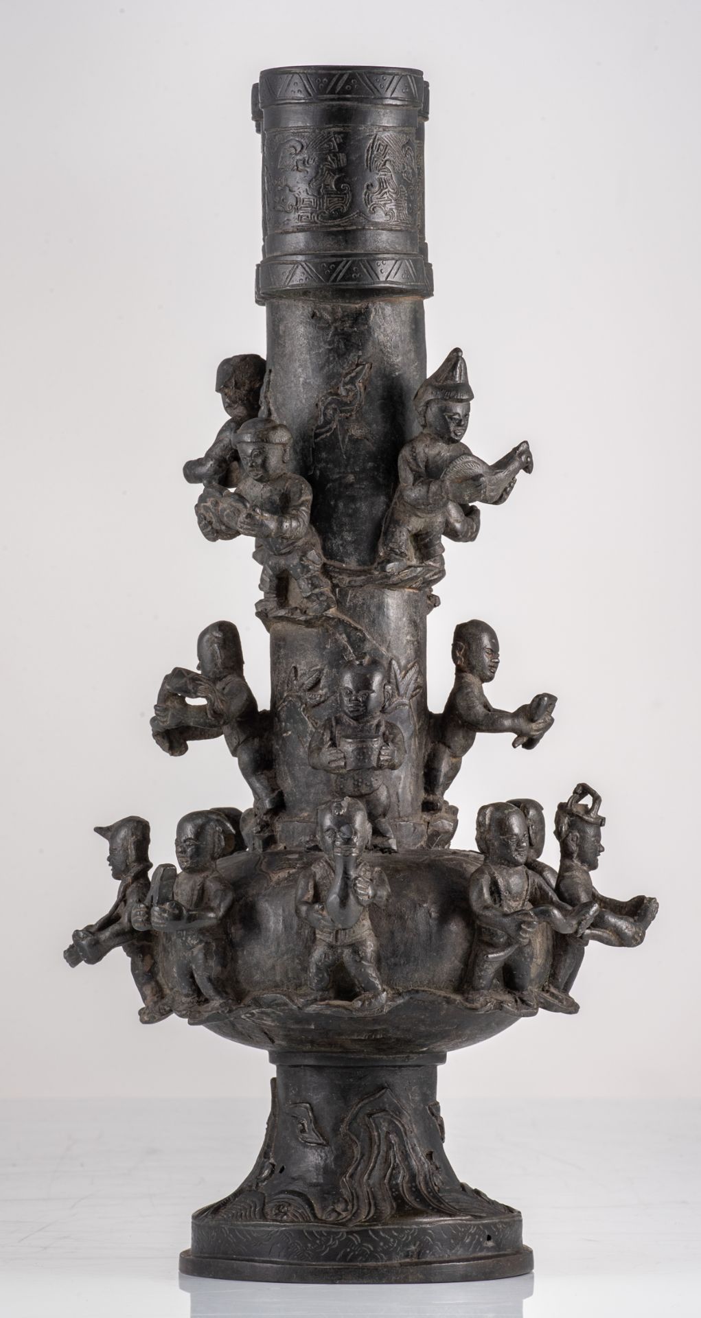 An archaic Chinese relief decorated bronze arrow vase, the body surrounded with boys, H 47,5 cm - Image 7 of 10