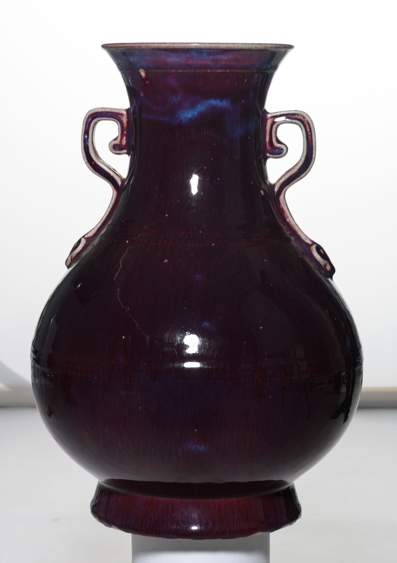 A Chinese flambé glazed baluster shaped vase with a Yongzheng mark, H 37 cm - Bild 3 aus 6