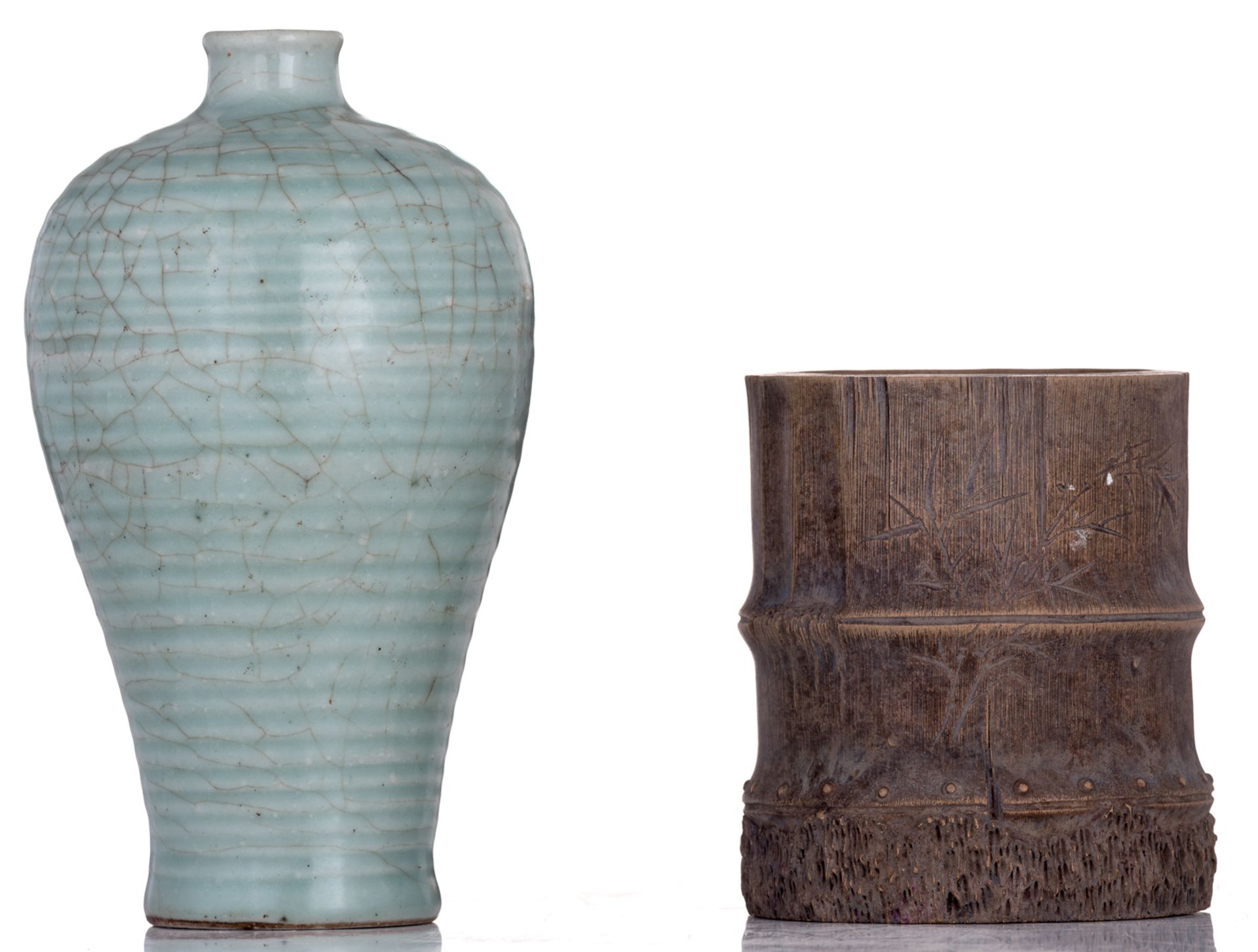 A Chinese celadon porcelain meiping vase, 19thC, H 19,5 cm; added a Chinese stoneware brush pot, sha - Image 2 of 8