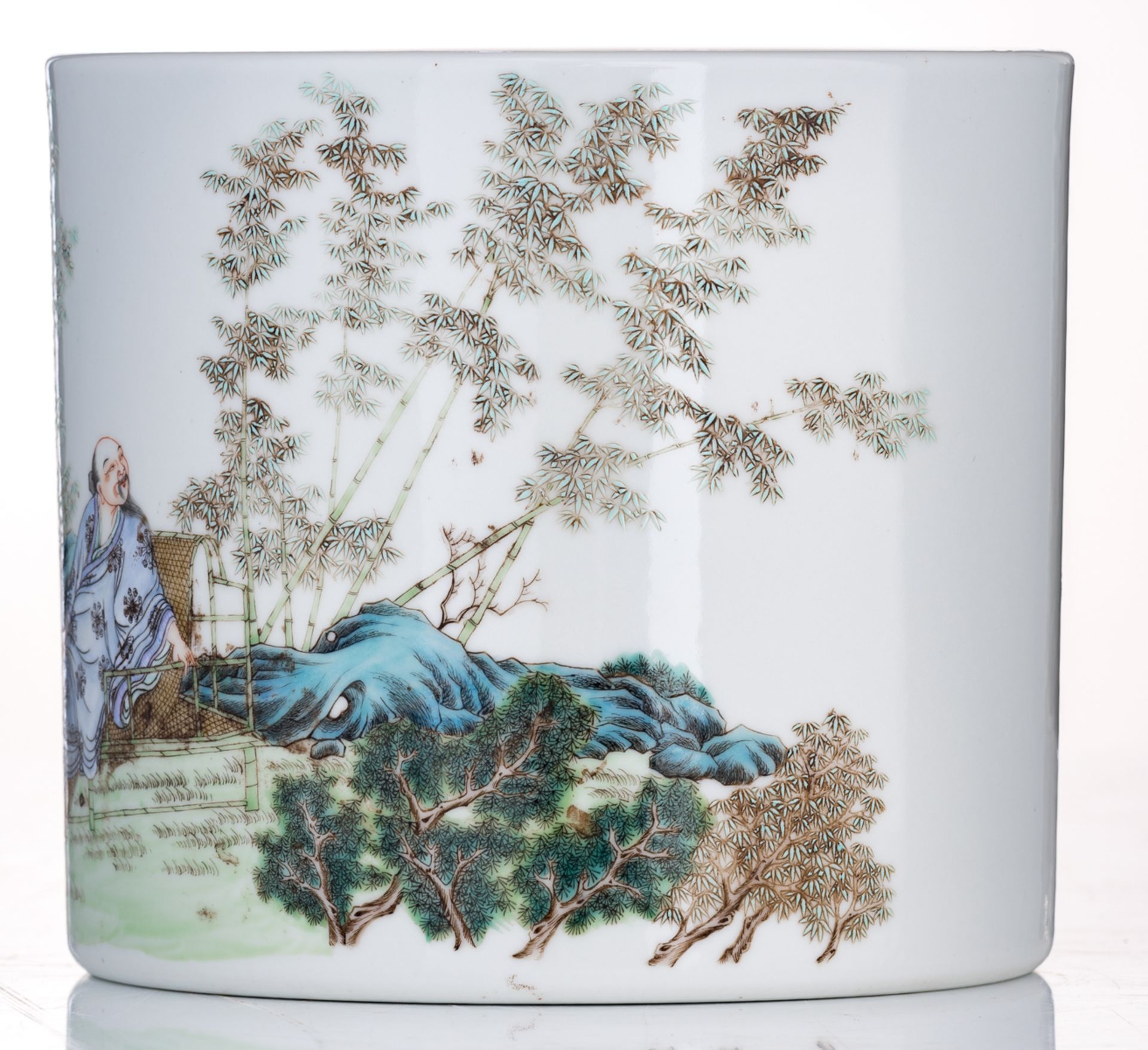 A Chinese famille rose brush pot, decorated with playing children in a garden, with a Qianlong mark, - Image 4 of 7