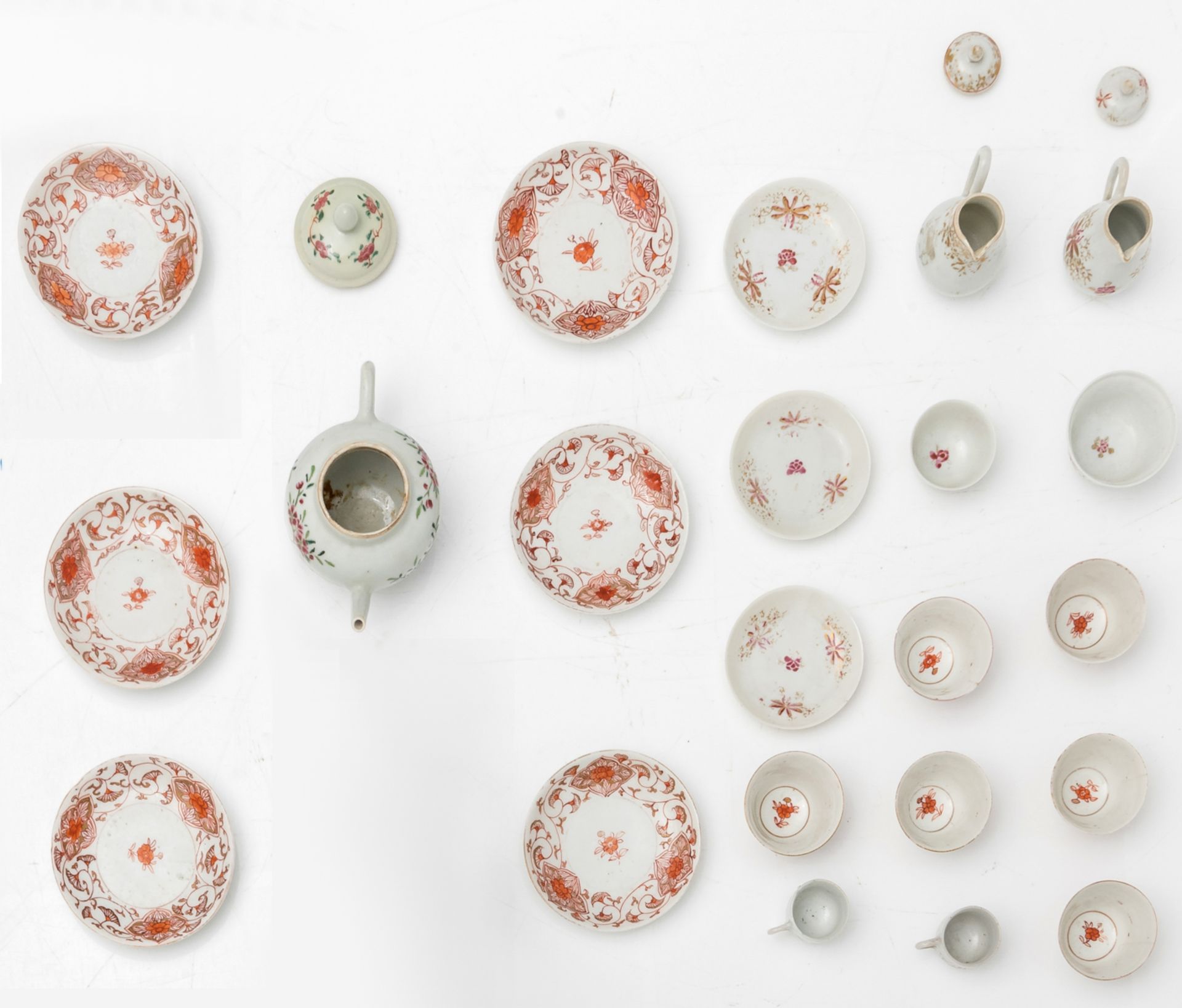 A lot of Chinese porcelain tableware, later 18thC and 19thC, H 3,2 - 11 cm - Bild 10 aus 11