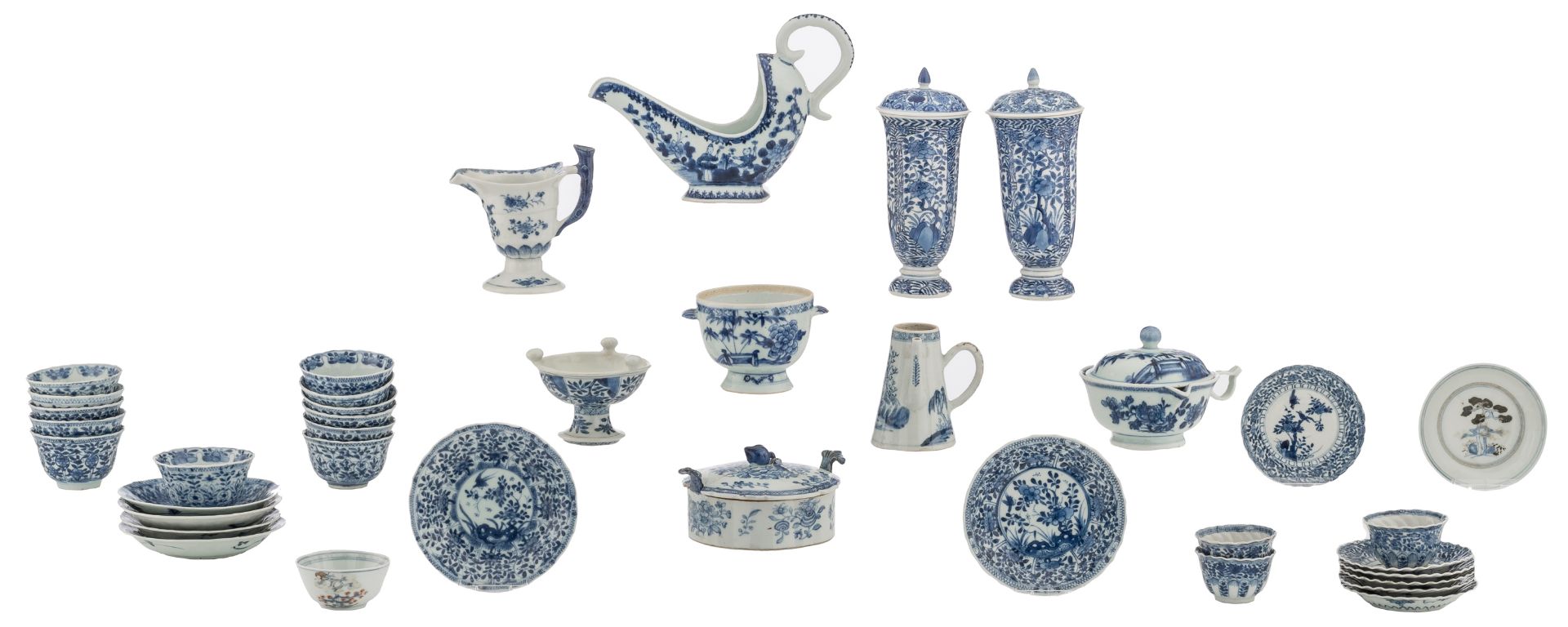 A lot of various Chinese blue and white table ware, 18th - 19thC, H 4 - 20,5 - ø 11 - 12,5 cm