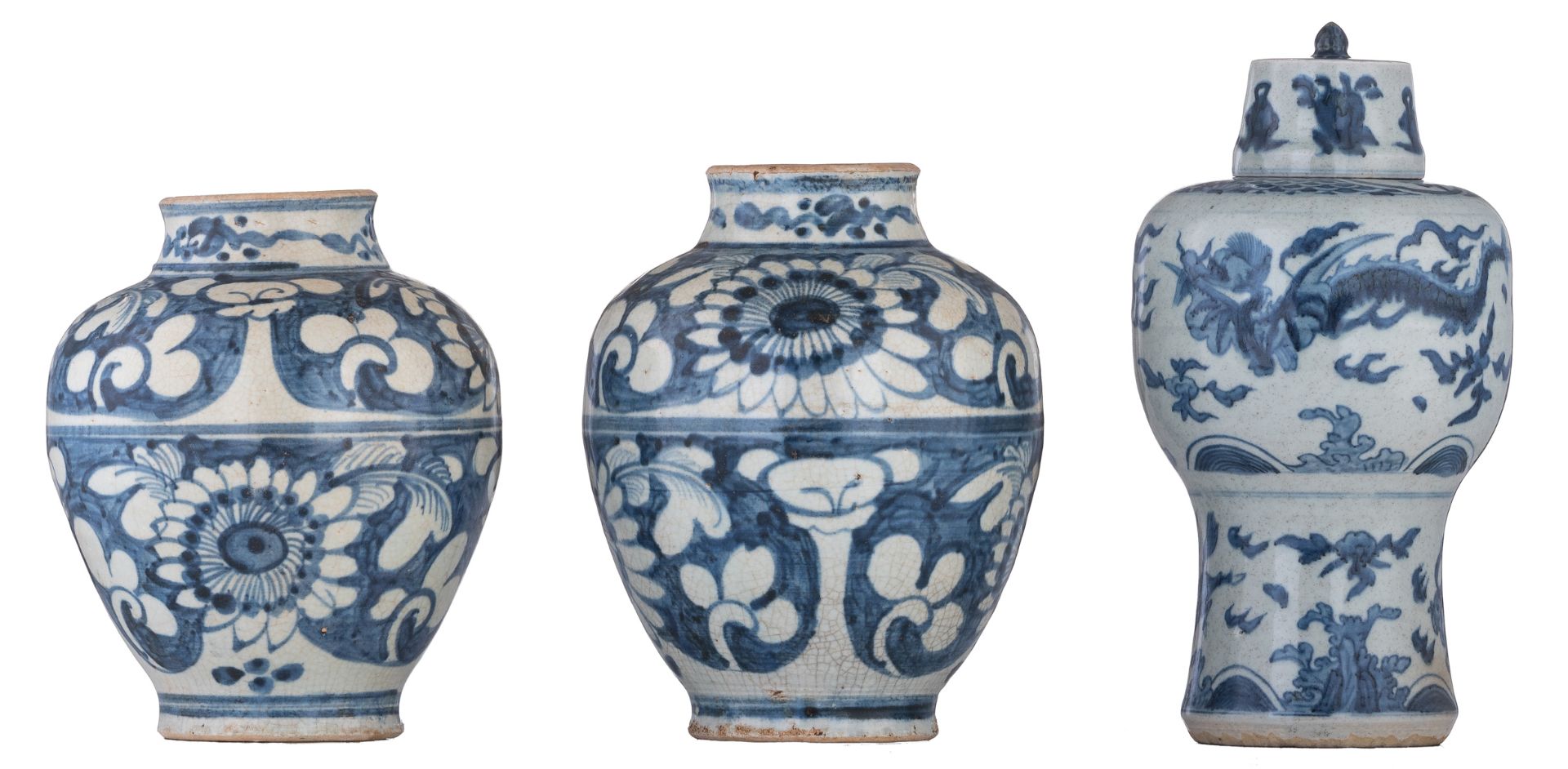 A lot of two Chinese blue and white porcelain jarlets and a covered meiping vase, the jarlets decora