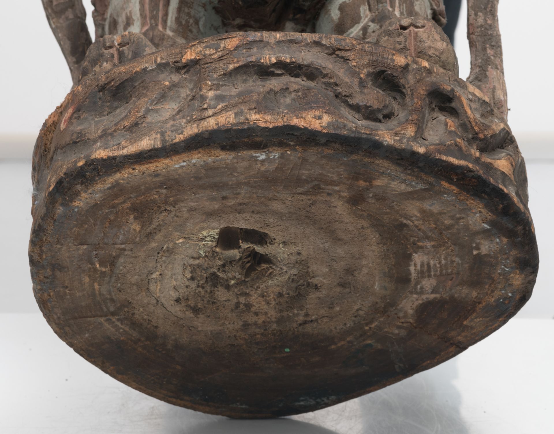 A large Chinese polychrome decorated carved wooden figure of a Namaskara Mudra Buddha, H 141,5 cm - Image 5 of 5