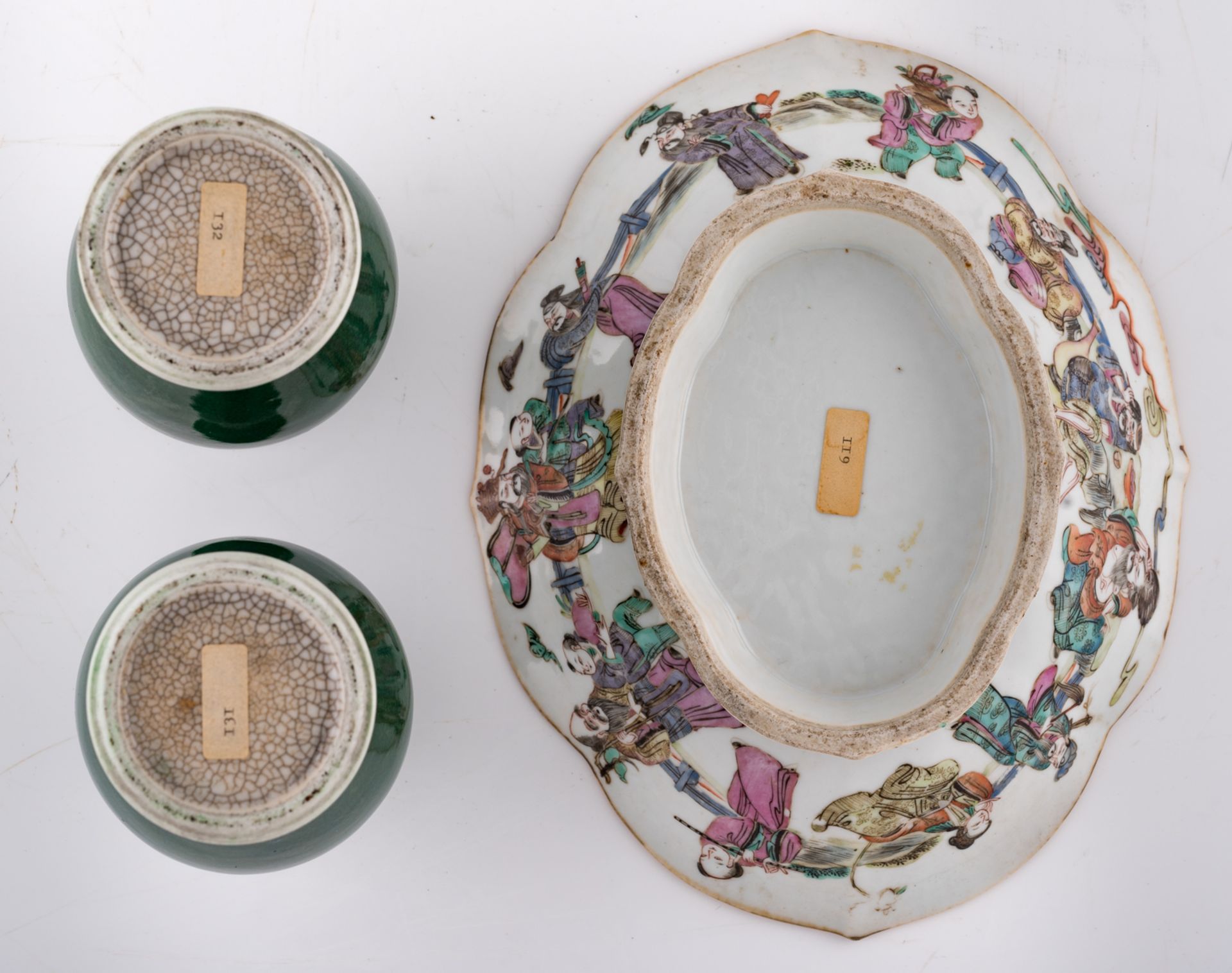 A Chinese famille rose footed dish with lobed edge, decorated with an animated scene; added two ditt - Image 7 of 7