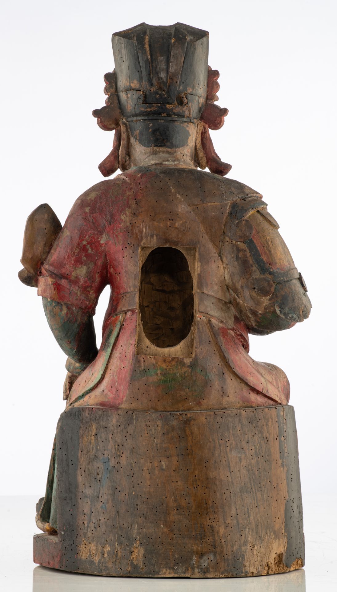 Wooden figure of the “Great Thearch and Divine agent of Five Manifestations”, Early 19thC, H 73 cm - Bild 3 aus 5