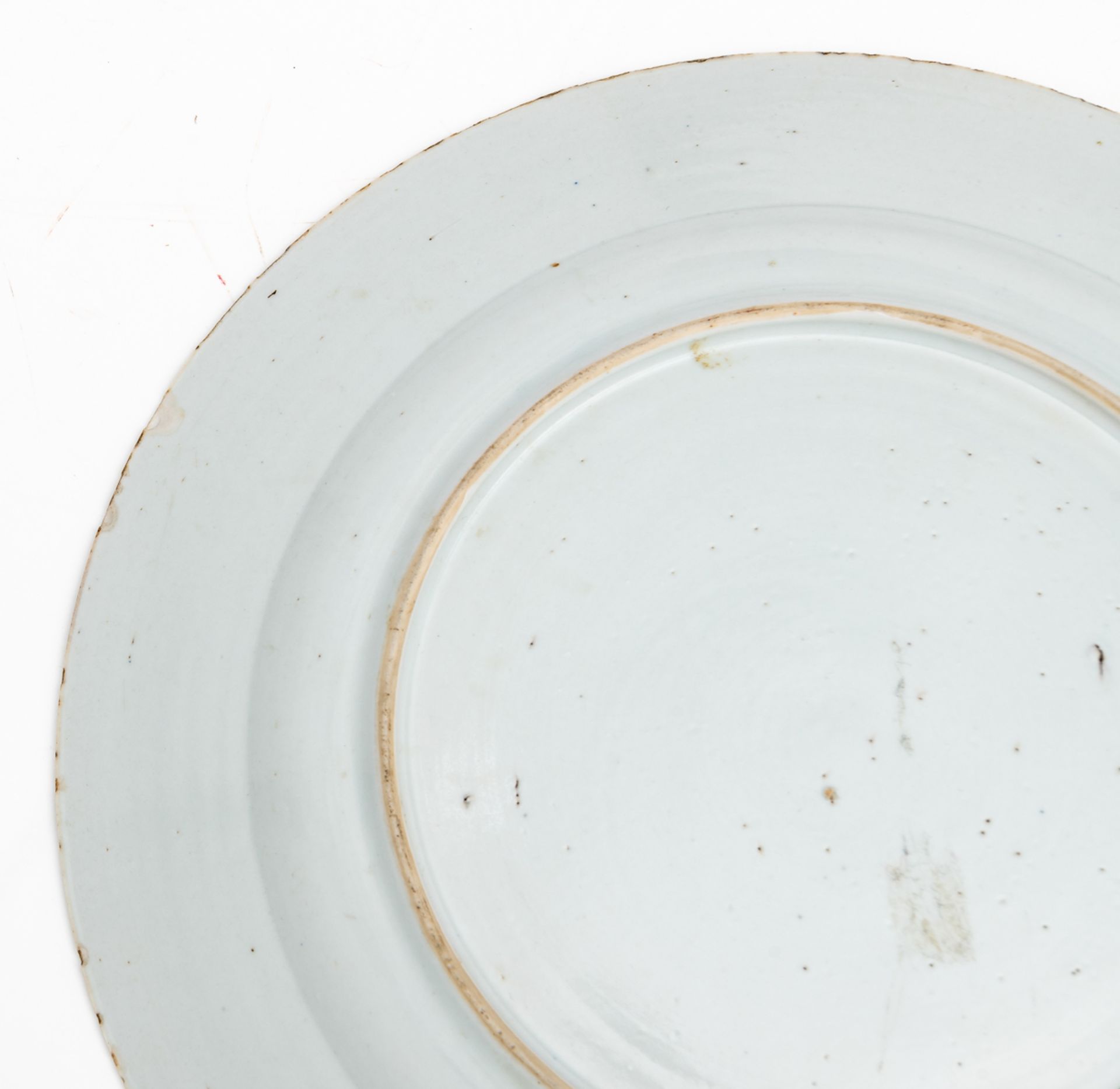 A lot of one pair and various large Chinese porcelain blue and white plates, decorated with a garden - Image 12 of 19