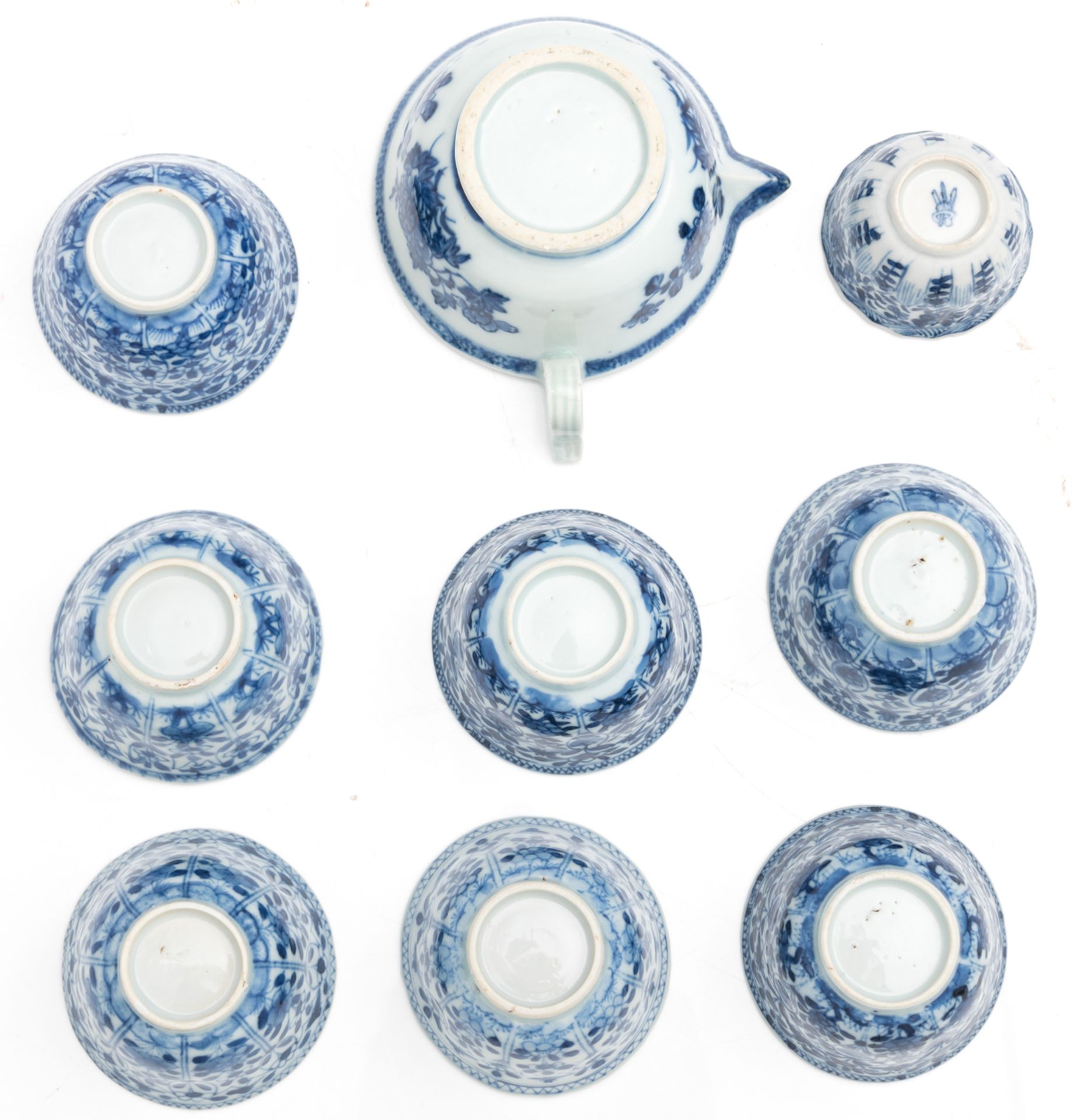 A lot of various Chinese blue and white table ware, 18th - 19thC, H 4 - 20,5 - ø 11 - 12,5 cm - Bild 22 aus 28