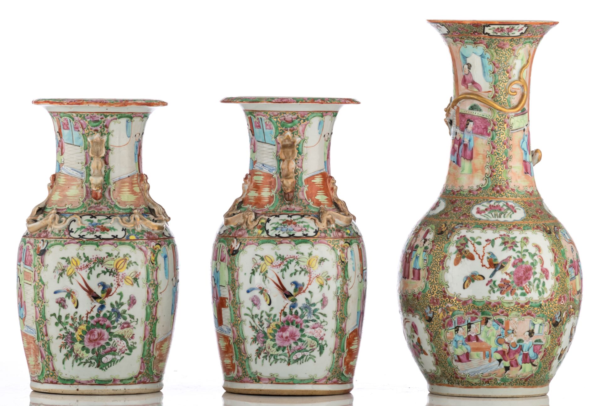A Chinese famille rose Canton bottle vase, decorated with court scenes, birds and flower branches, - Bild 4 aus 6