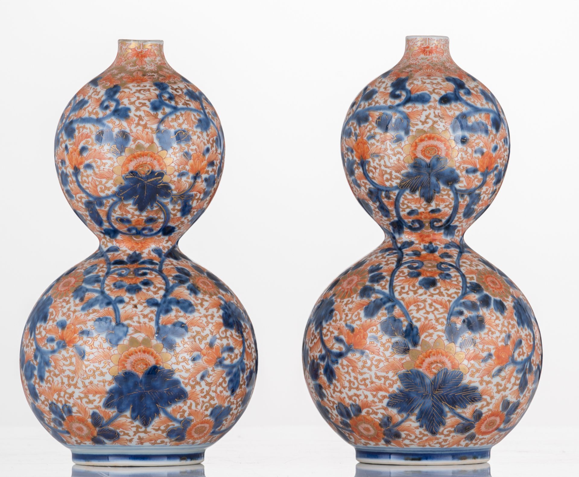 A fine pair of two Japanese Arita Imari double gourd vases, decorated with flower branches, later 18 - Image 4 of 6