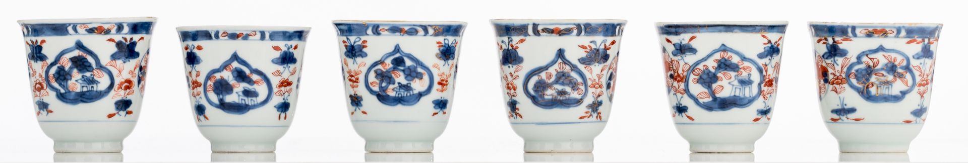 A lot of four sets of Chinese Imari porcelain cups and saucers, 18thC, H 3,5 - 7,9 - ø 11 - 13,8 cm - Bild 3 aus 33