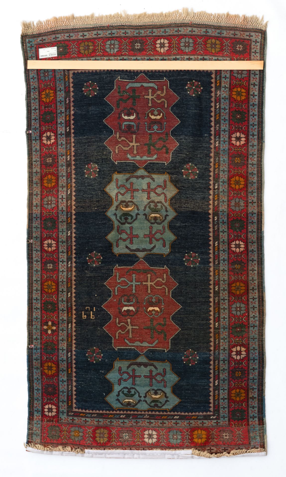 A woollen carpet, Kazachstan, 123 x 212 cm - Bild 2 aus 3