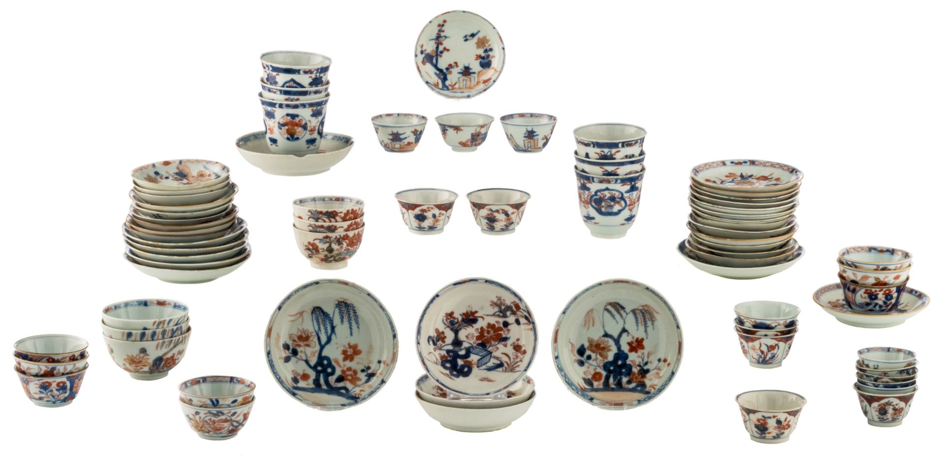 A lot of four sets of Chinese Imari porcelain cups and saucers, 18thC, H 3,5 - 7,9 - ø 11 - 13,8 cm