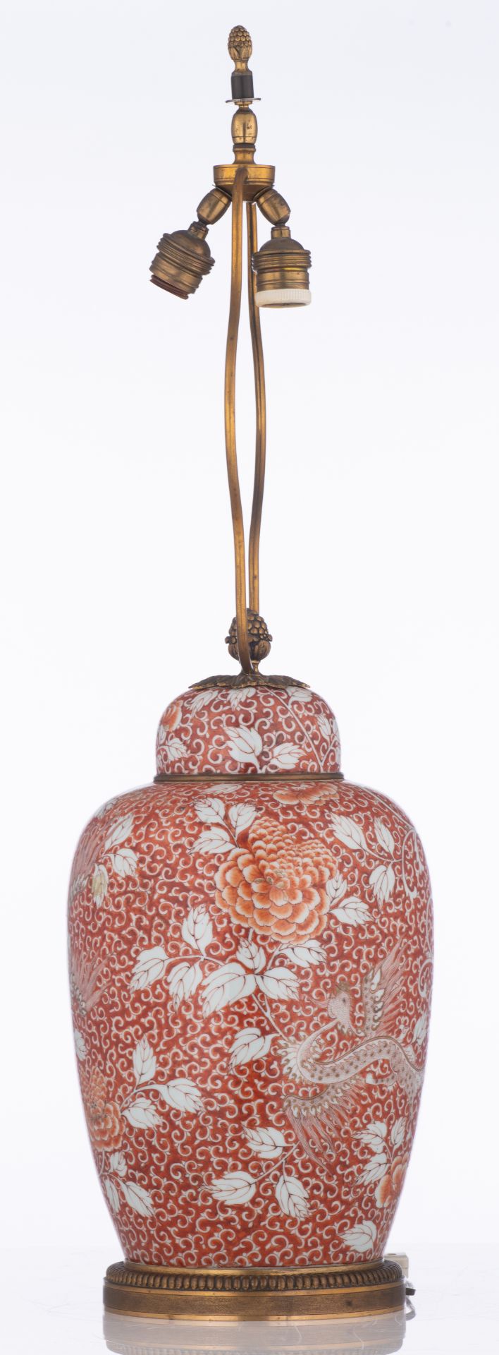 A fine Chinese orange and gilt ginger jar, decorated with flowers and phoenix, transformed into a la - Bild 2 aus 7