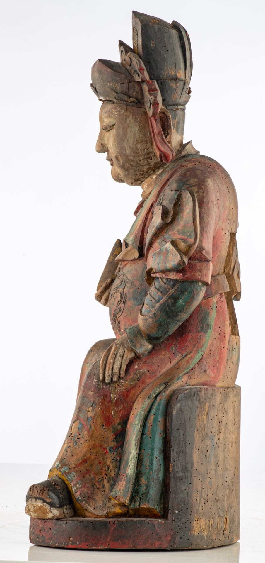 Wooden figure of the “Great Thearch and Divine agent of Five Manifestations”, Early 19thC, H 73 cm - Bild 2 aus 5