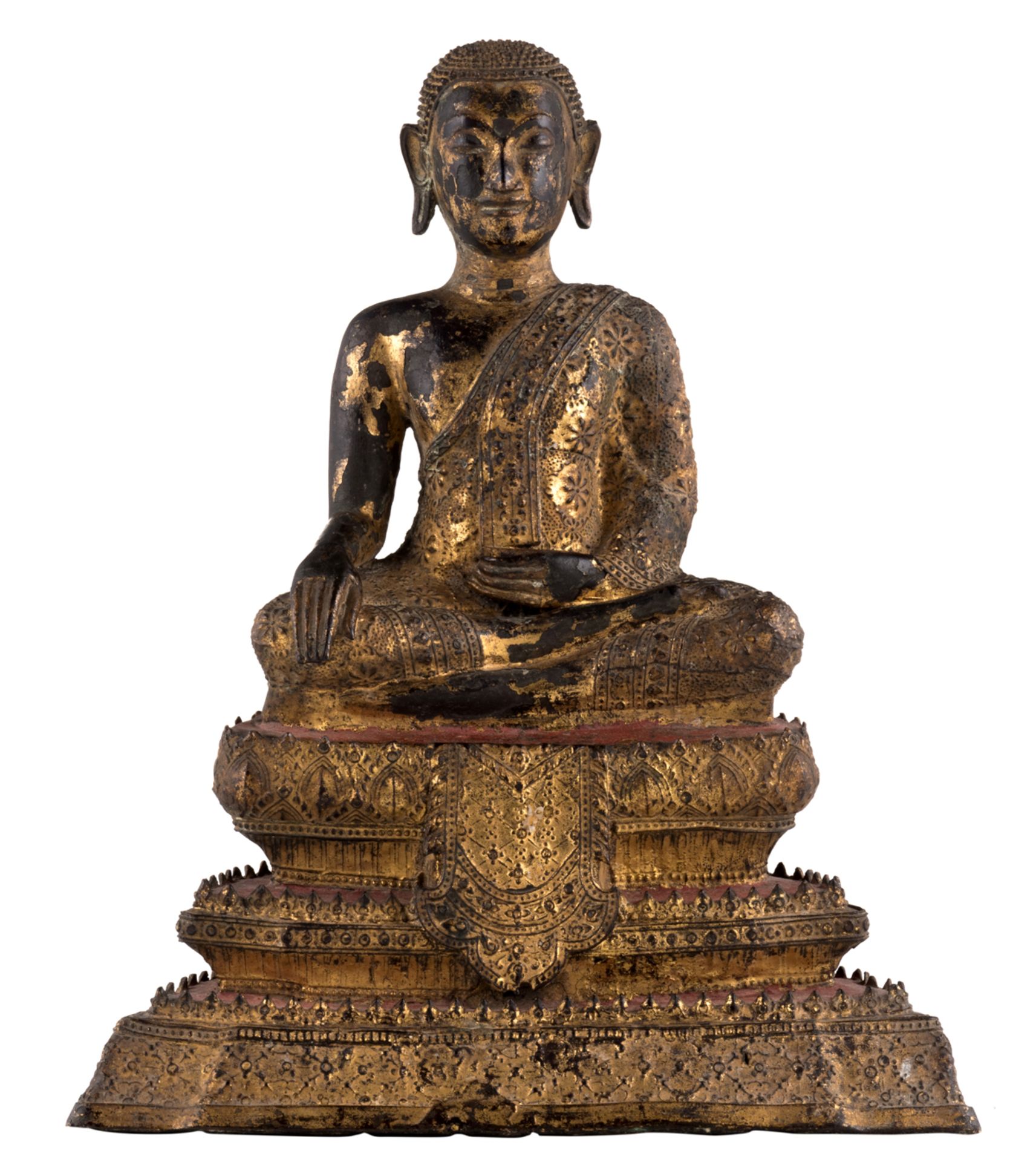 A Thai gilt bronze seated Buddha on a three level base, 19thC, H 27,5 cm