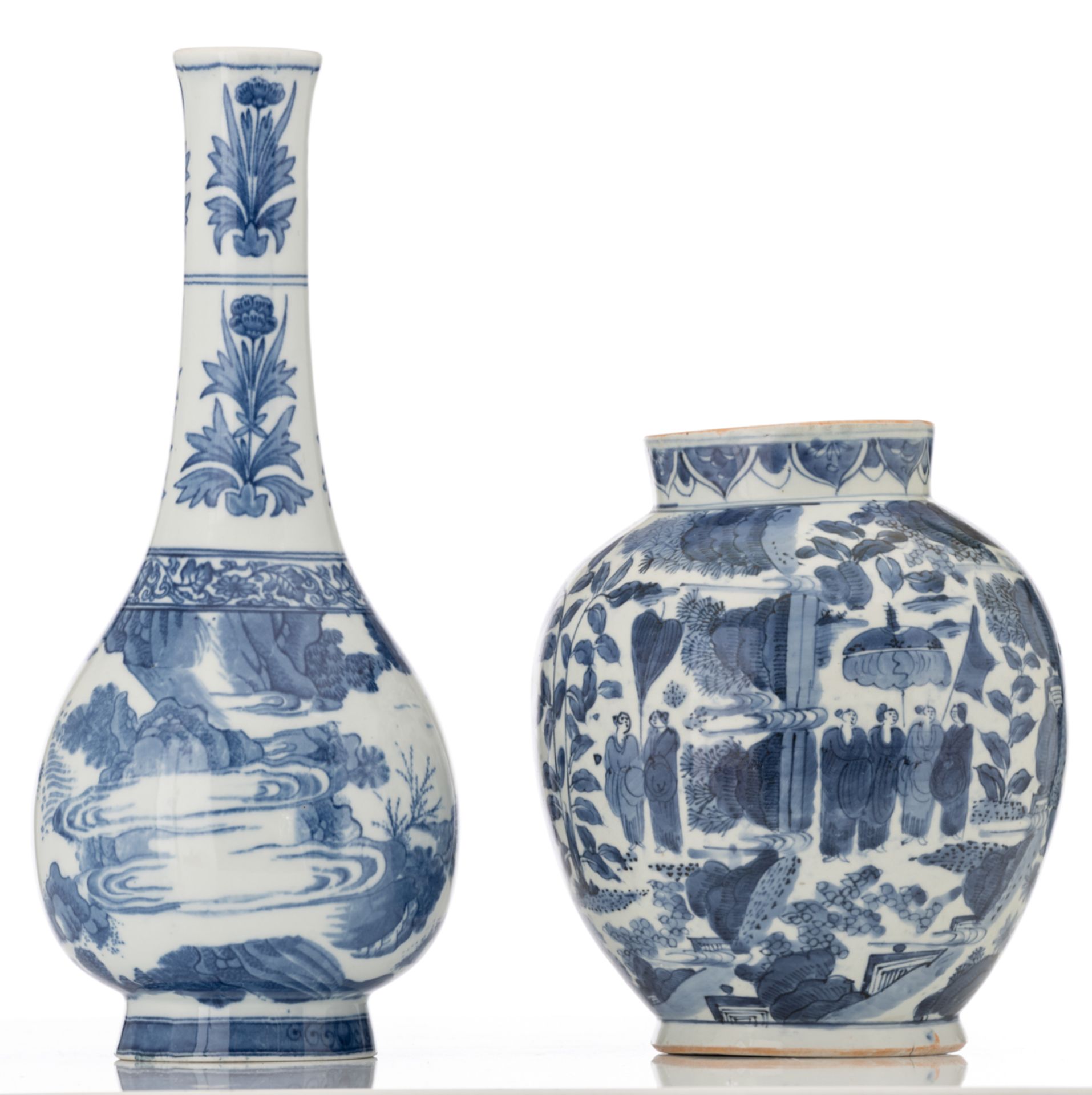 A Japanese Arita blue and white jar, decorated with figures in a Chinese style landscape, late 17 th - Image 2 of 6