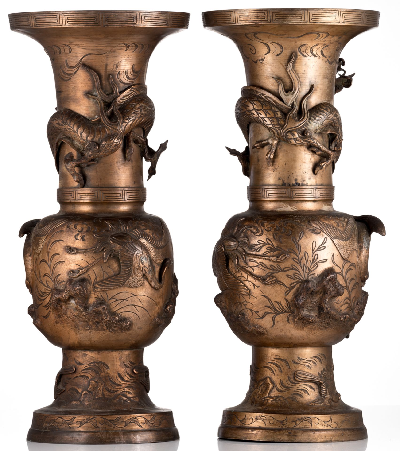 A pair of Japanese gilt bronze ornamental vases, overall relief decorated with birds, flowers and a - Bild 3 aus 6