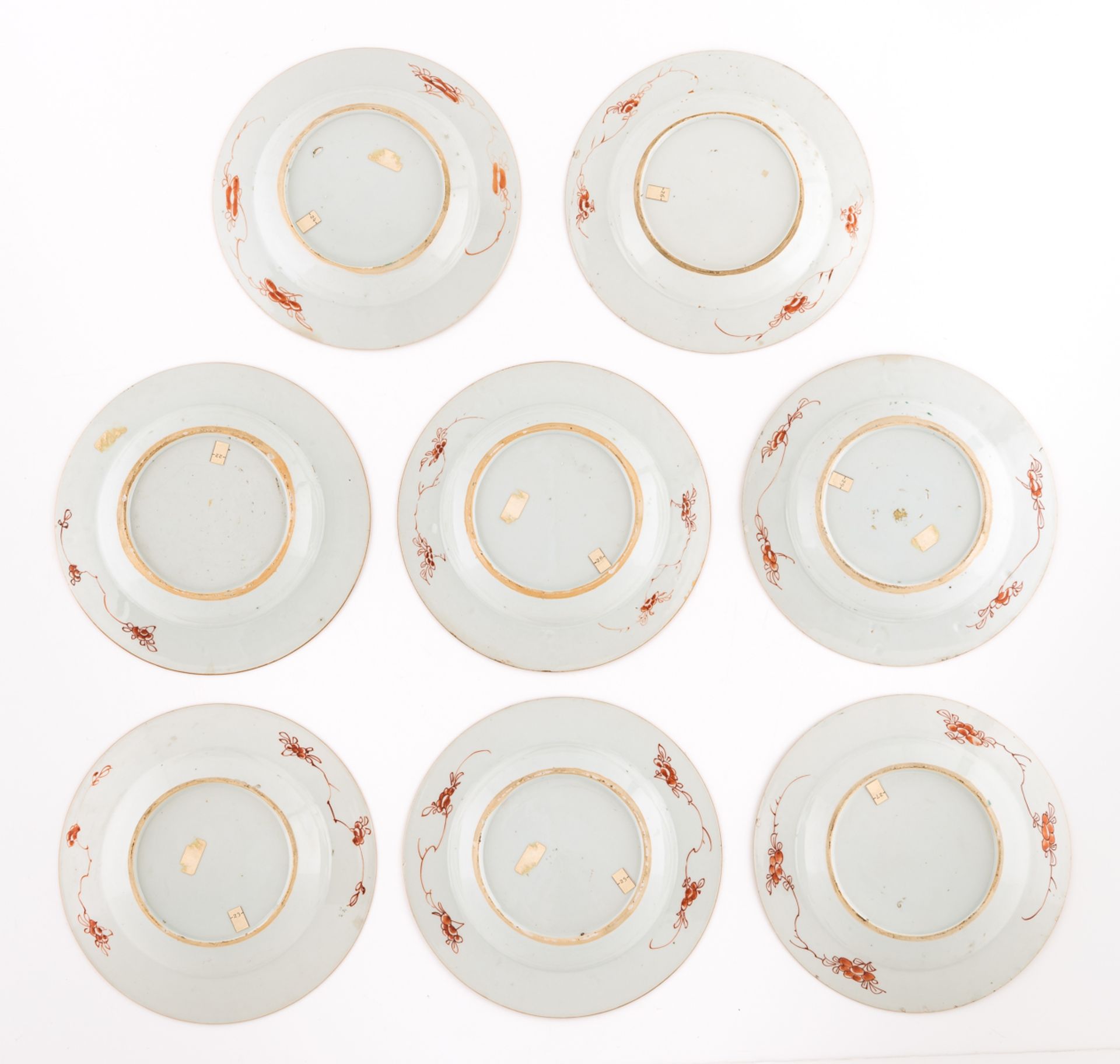 Eight Chinese polychrome, gilt and floral decorated dishes, 18thC, ø 22cm - Bild 2 aus 2