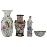 A lot of various Chinese famille rose and polychrome porcelain items, including a vase, decorated